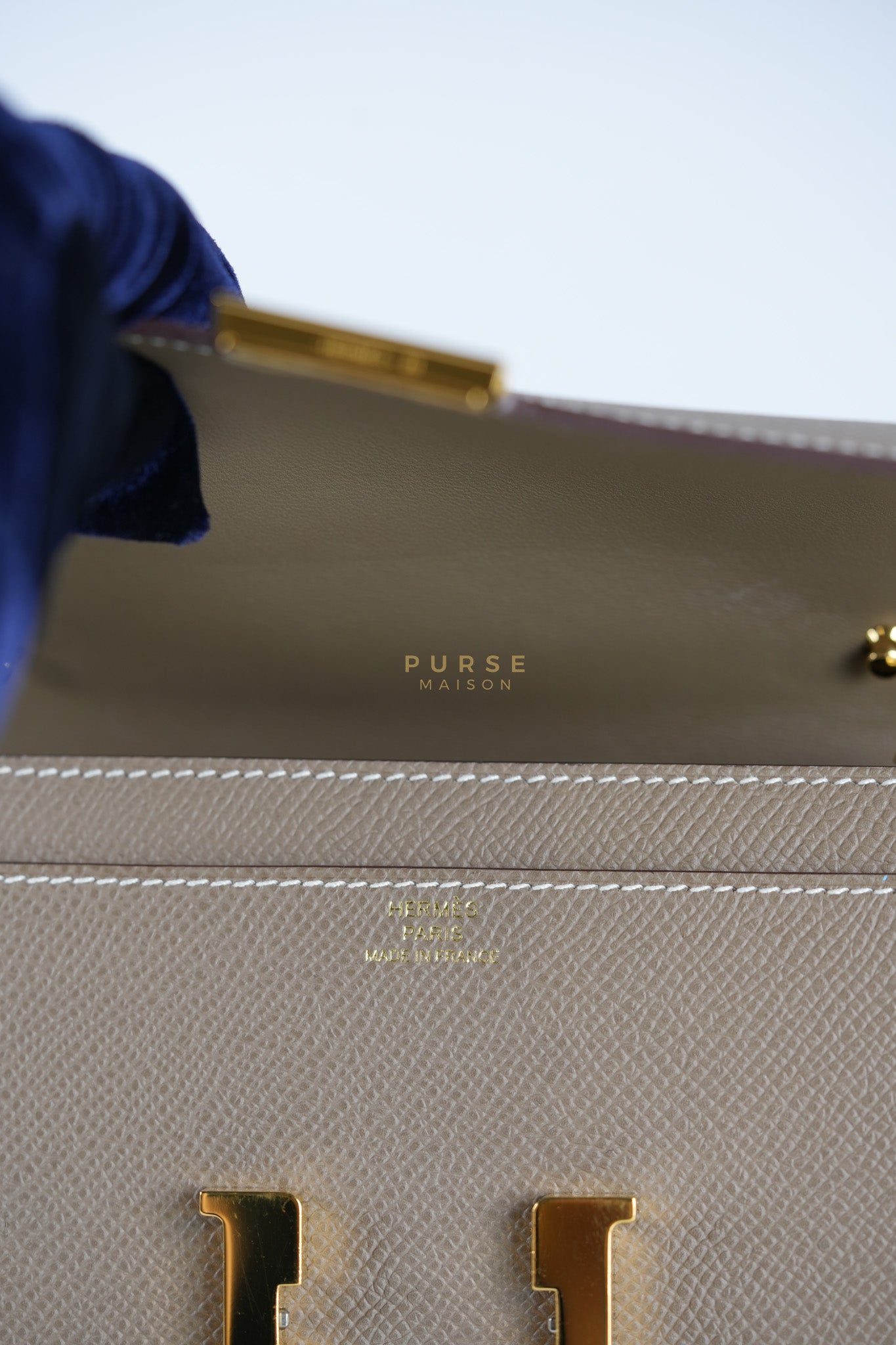 Constance To Go Etoupe Epsom Leather Gold Hardware Stamp B(2023) | Purse Maison Luxury Bags Shop