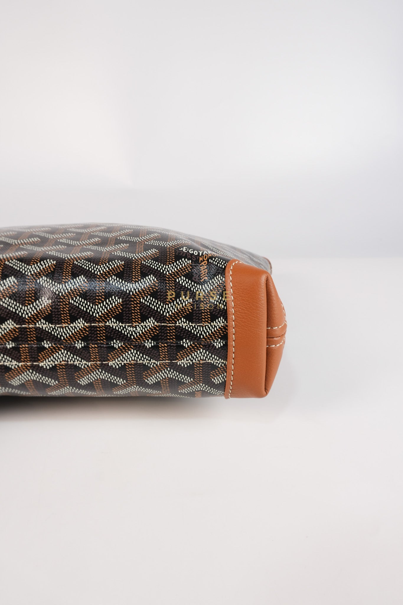 Conti Pouch in Tan Goyardine Canvas | Purse Maison Luxury Bags Shop