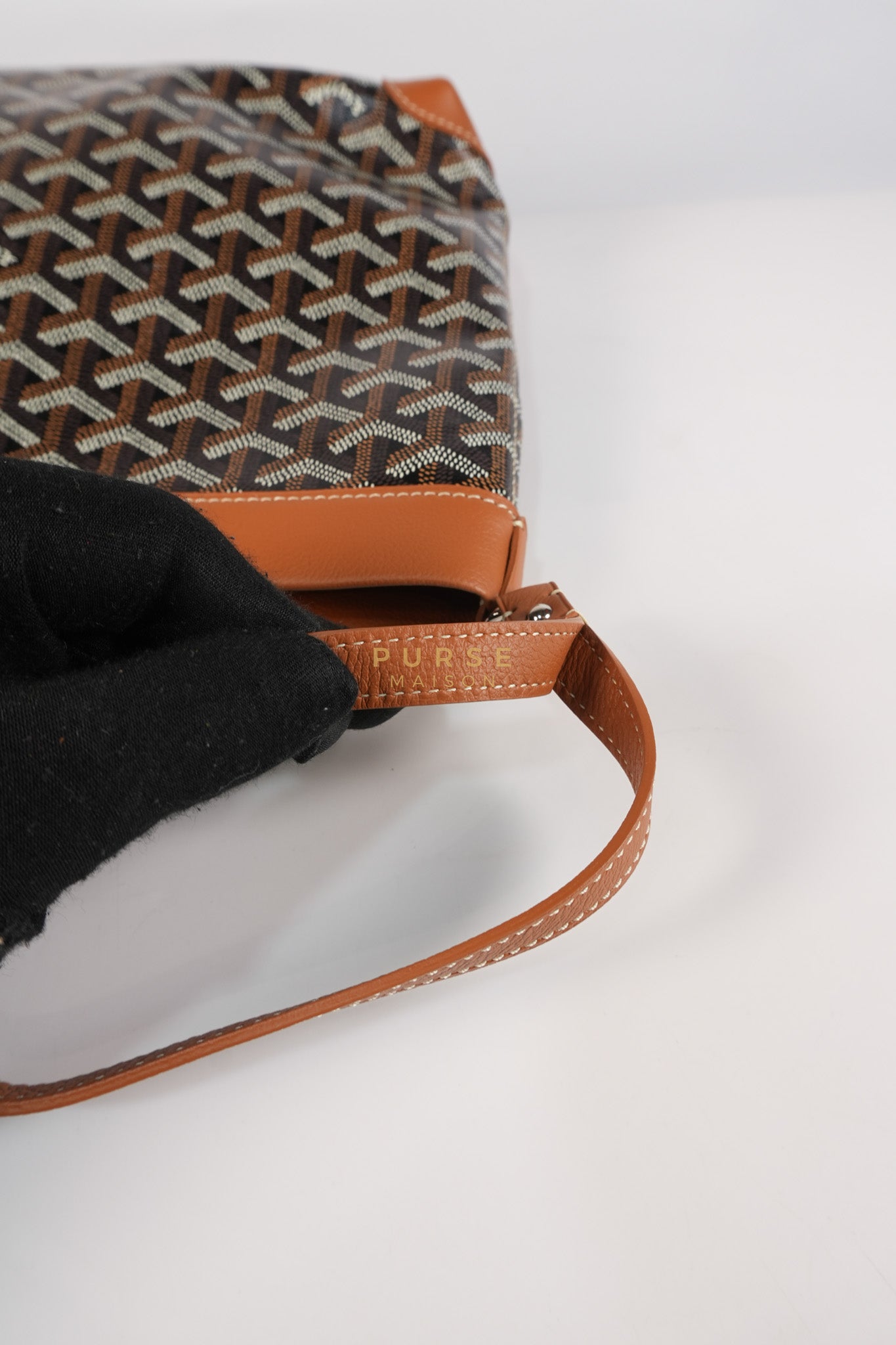 Conti Pouch in Tan Goyardine Canvas | Purse Maison Luxury Bags Shop
