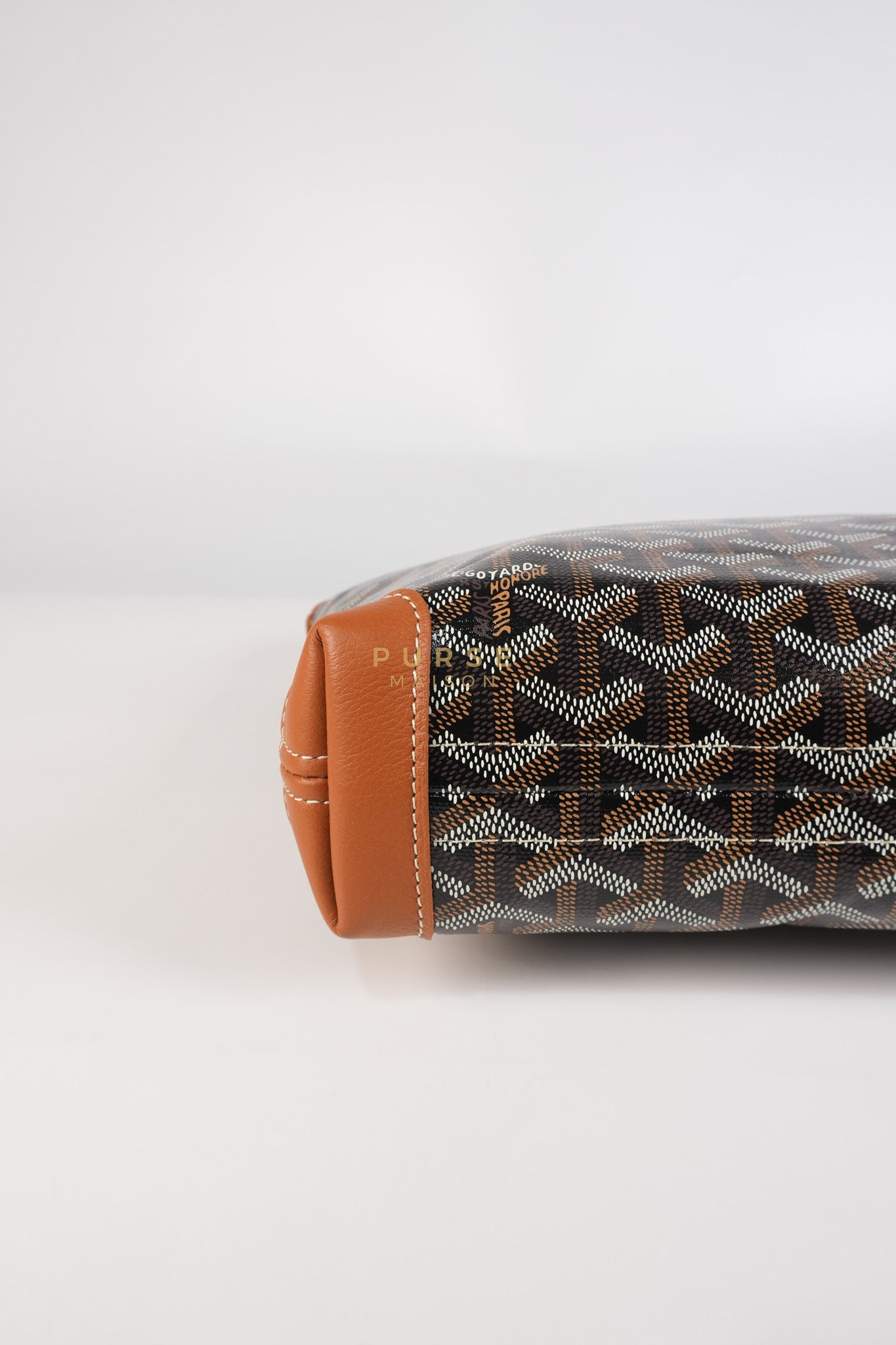 Conti Pouch in Tan Goyardine Canvas | Purse Maison Luxury Bags Shop