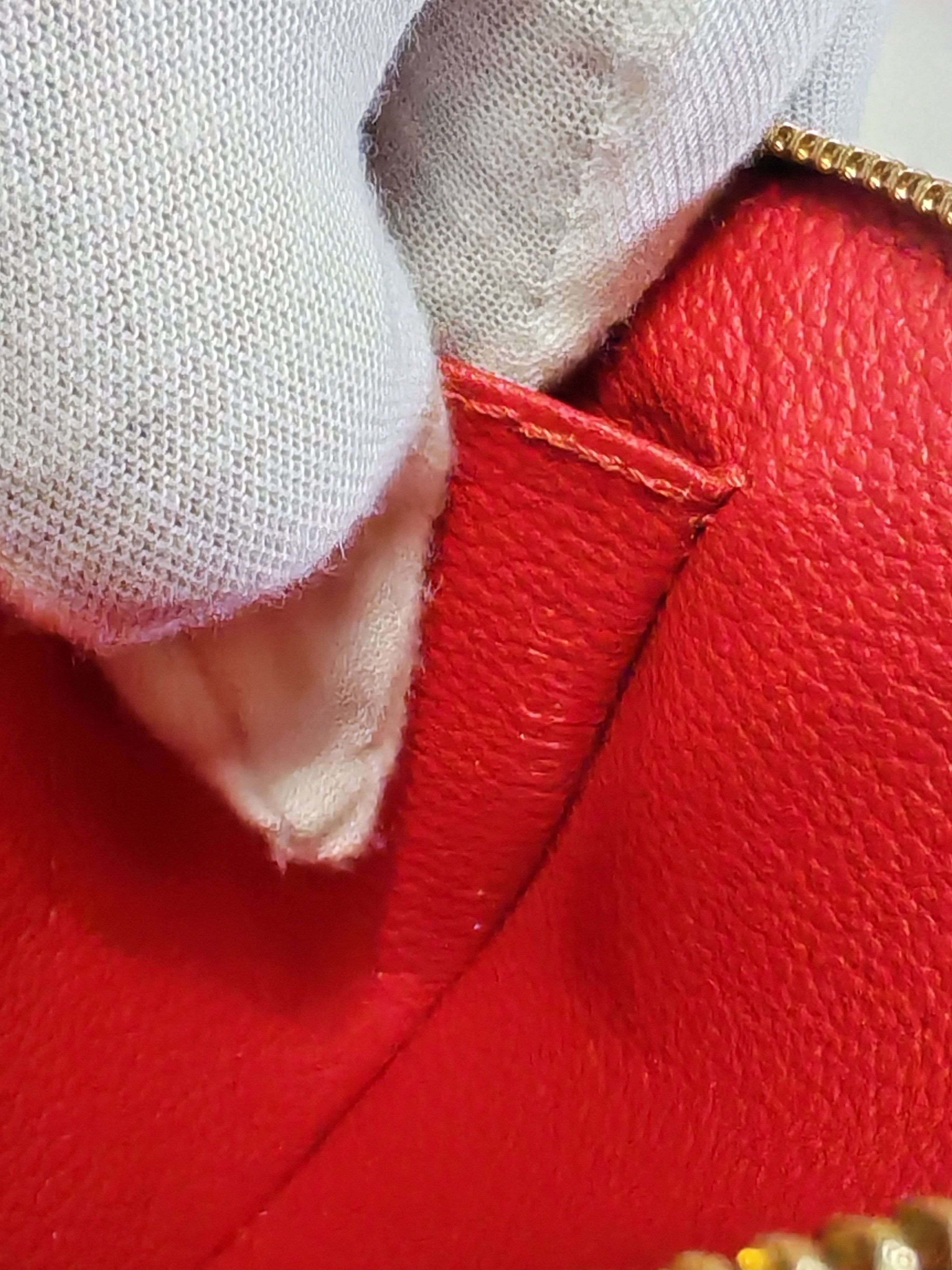 Cosmetic Pouch in Damier Ebene Canvas Red Interior (Date Code: SR3197) | Purse Maison Luxury Bags Shop