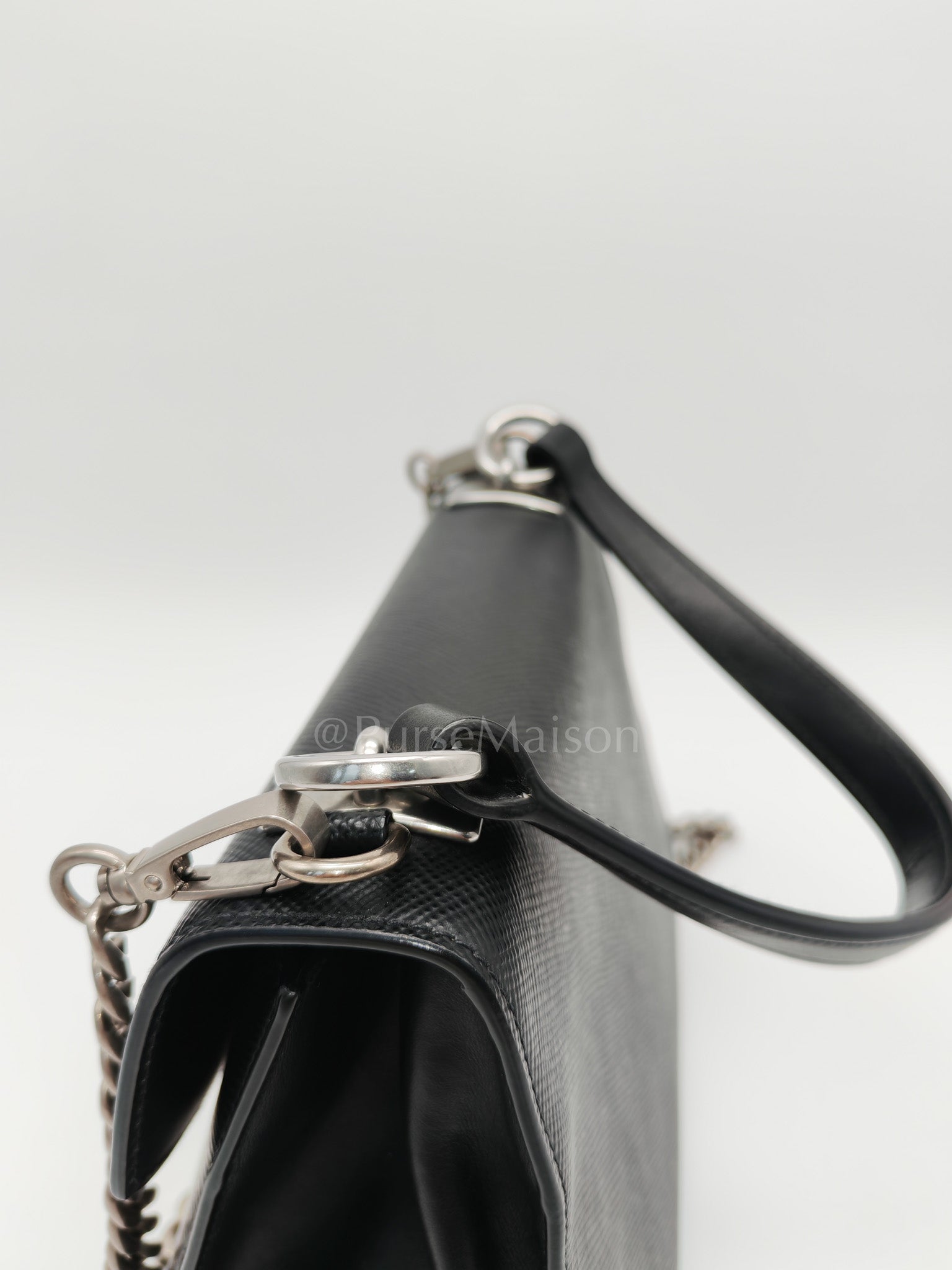 Cuir Monochrome Envelope Flap Shoulder Bag in Black Calfskin Leather & Ruthenium Hardware | Purse Maison Luxury Bags Shop
