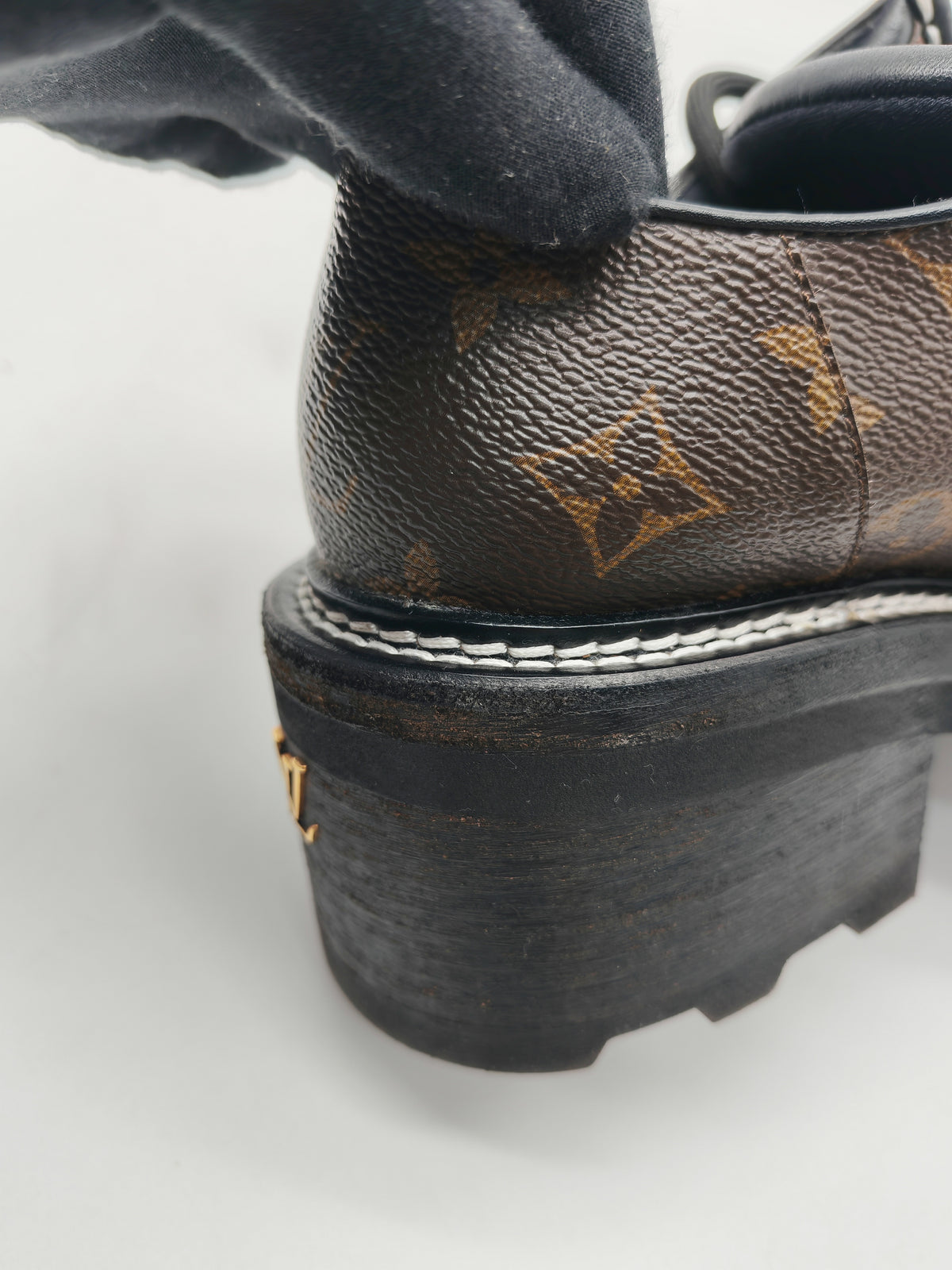 Louis Vuitton Beaubourg Platform Derby Shoes in Monogram Canvas Size 38 EU (25 cm)
