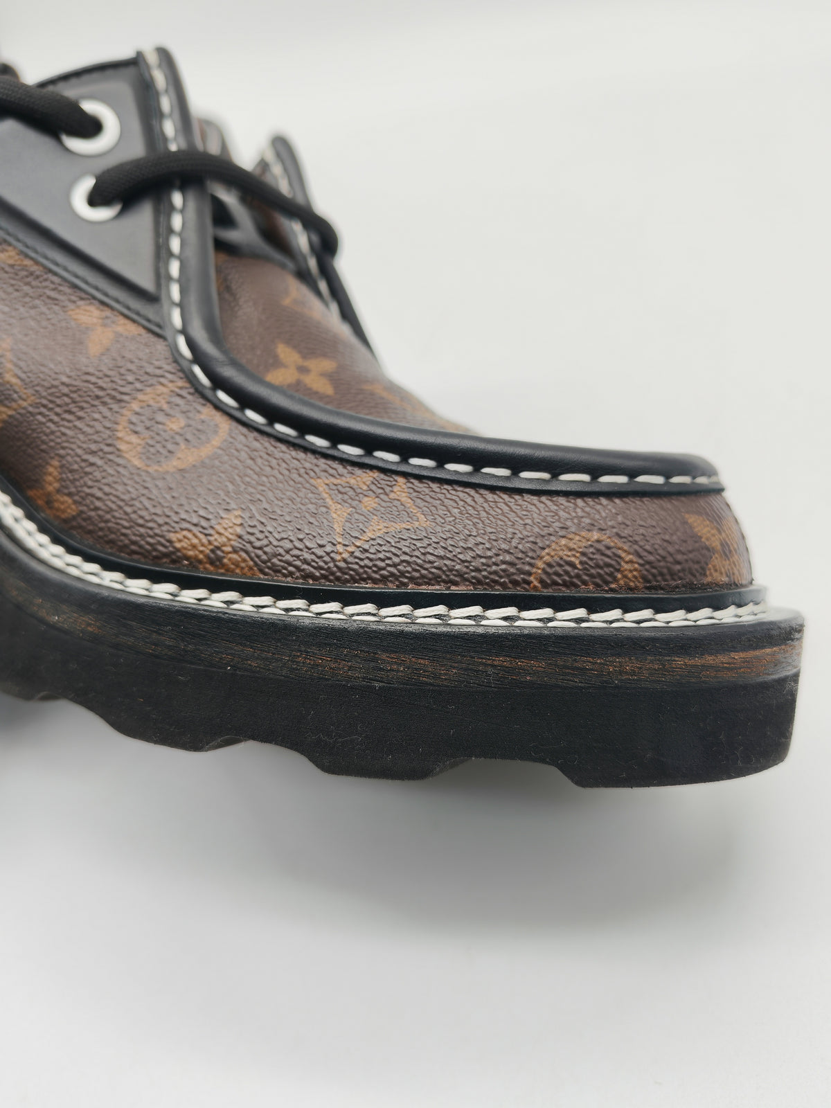 Louis Vuitton Beaubourg Platform Derby Shoes in Monogram Canvas Size 38 EU (25 cm)