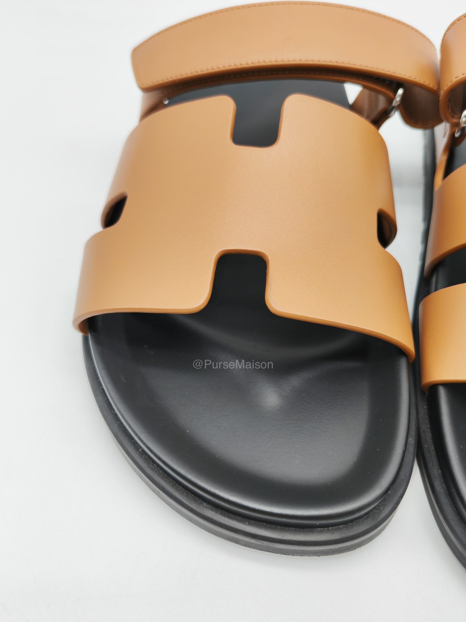 Hermes Chypre Sandal in Naturel Calfskin Leather Size 44 EU (29 cm)