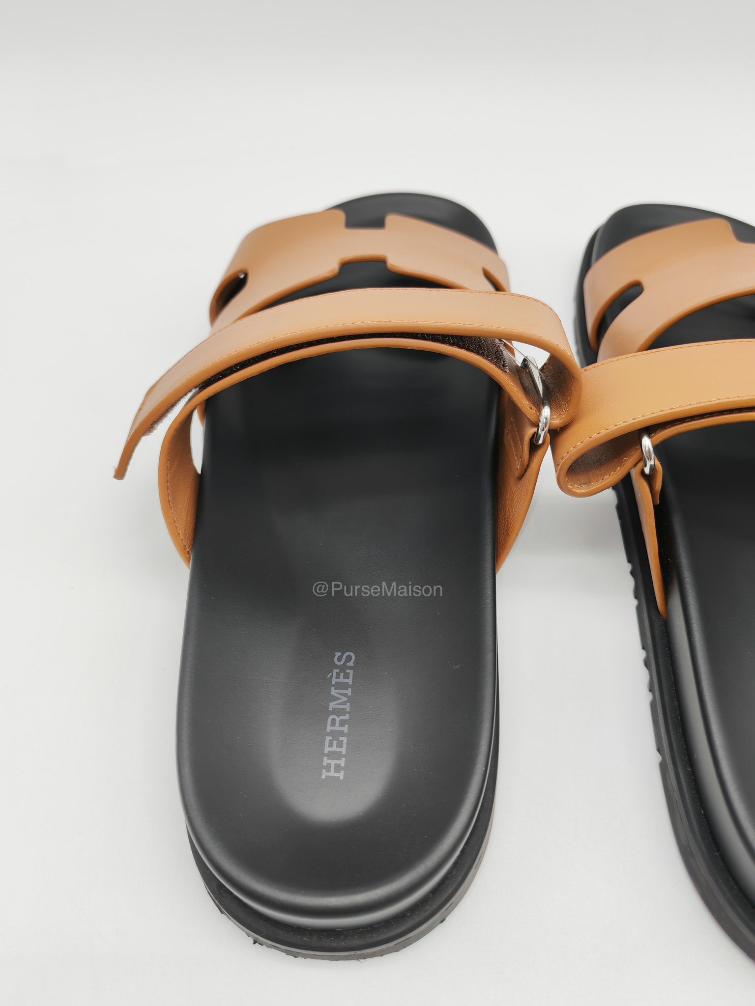 Hermes Chypre Sandal in Naturel Calfskin Leather Size 44 EU (29 cm)