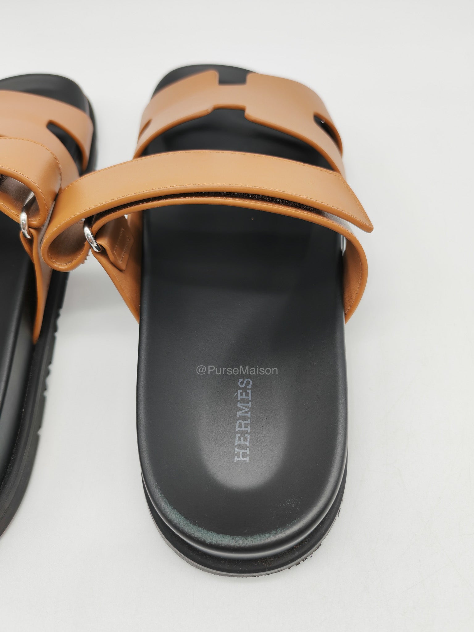 Hermes Chypre Sandal in Naturel Calfskin Leather Size 44 EU (29 cm)