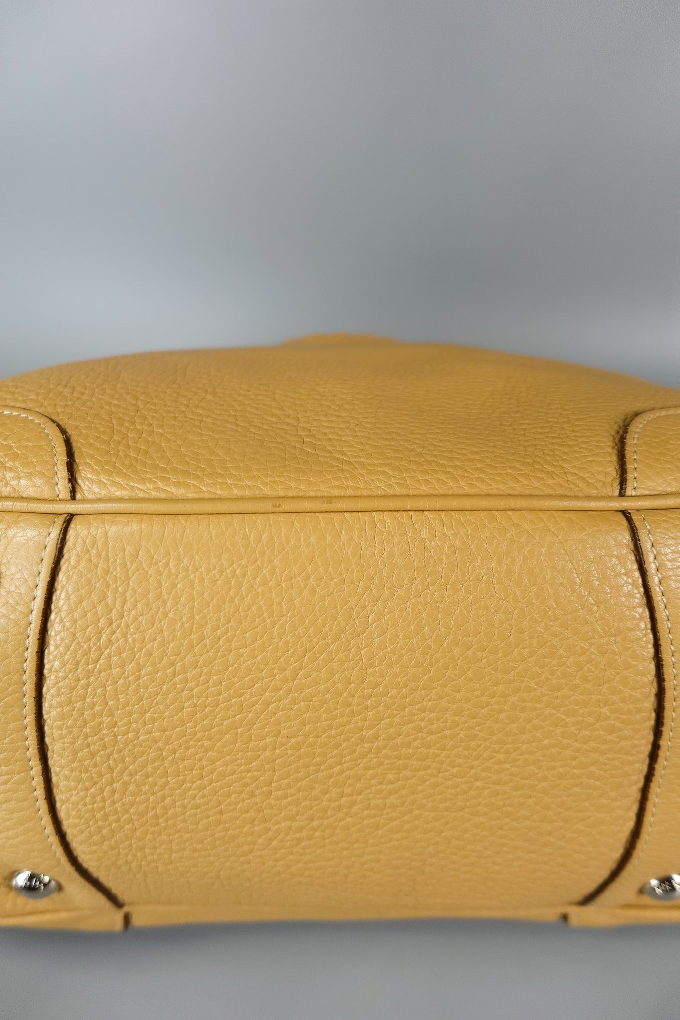 Daino Vitello Braided Handle Open Tote Bag | Purse Maison Luxury Bags Shop