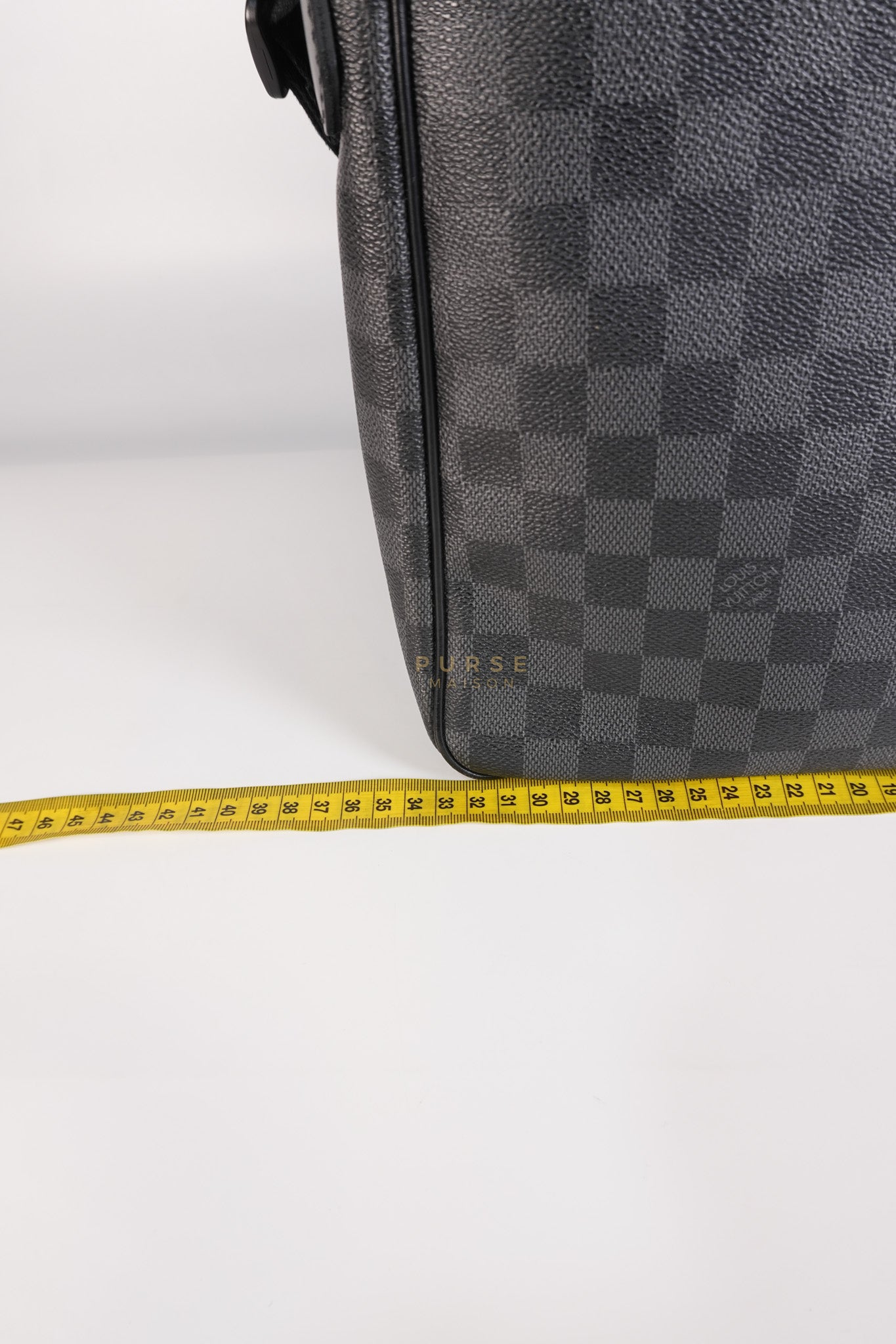Daniel MM Messenger Bag in Damier Graphite Cross Body Bag (Date Code: SP2029) | Purse Maison Luxury Bags Shop
