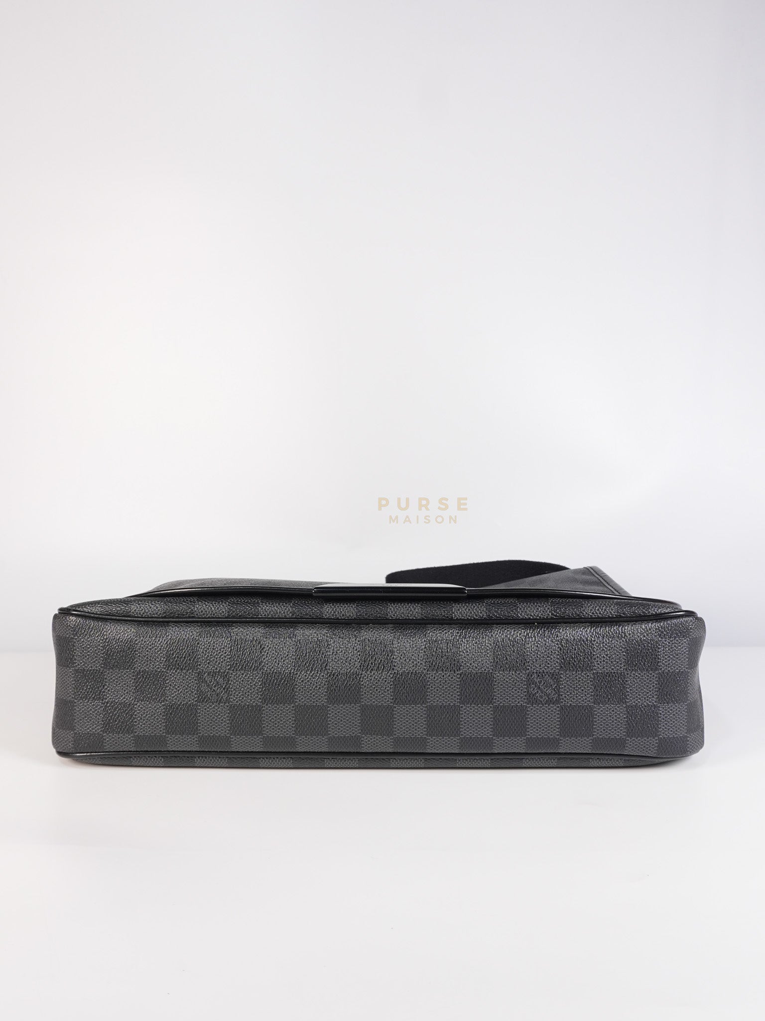 Daniel MM Messenger Bag in Damier Graphite Cross Body Bag (Date Code: SP2029) | Purse Maison Luxury Bags Shop
