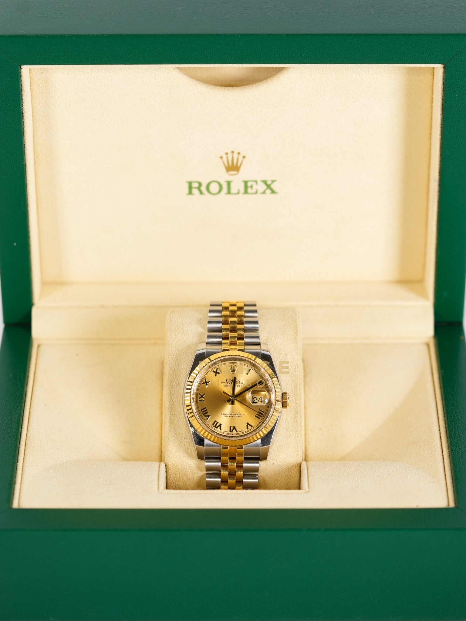 Datejust 36mm Two-Tone Oyster Perpetual Stainless steel and 18k yellow gold(Rolesor) Reference no. 116233 | Purse Maison Luxury Bags Shop