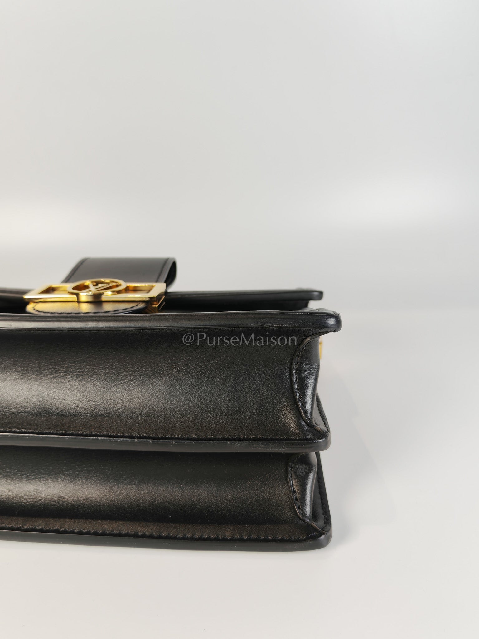 Dauphine MM in Black Epi Leather Shoulder Bag (Microchip) | Purse Maison Luxury Bags Shop