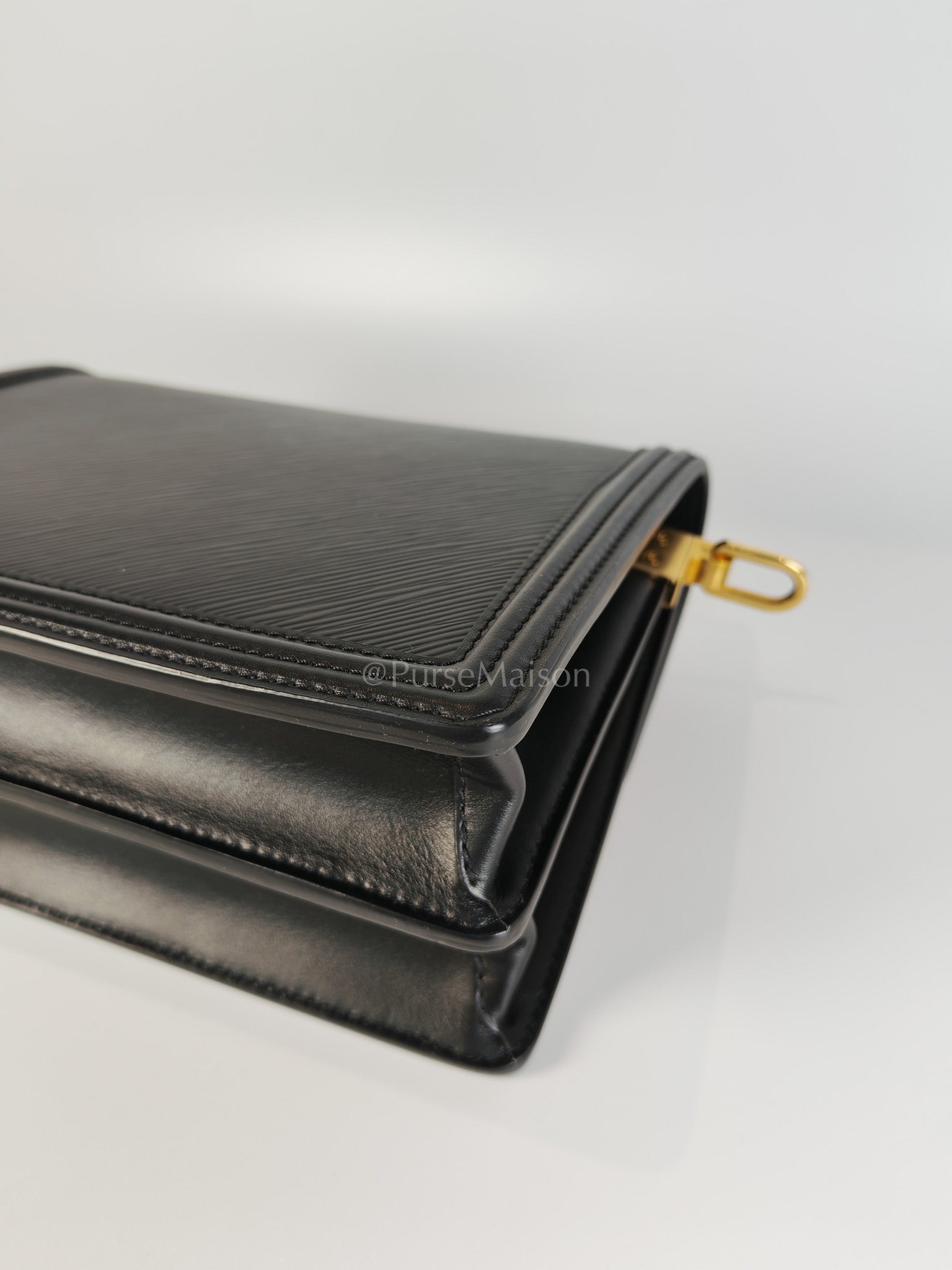 Dauphine MM in Black Epi Leather Shoulder Bag (Microchip) | Purse Maison Luxury Bags Shop