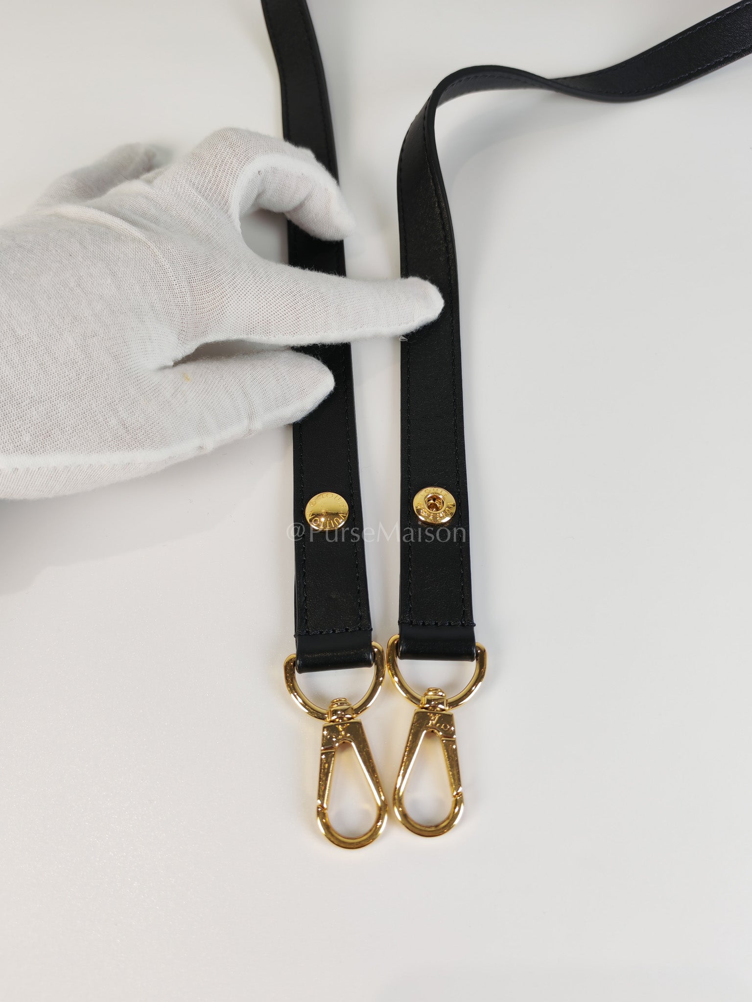 Dauphine MM in Black Epi Leather Shoulder Bag (Microchip) | Purse Maison Luxury Bags Shop