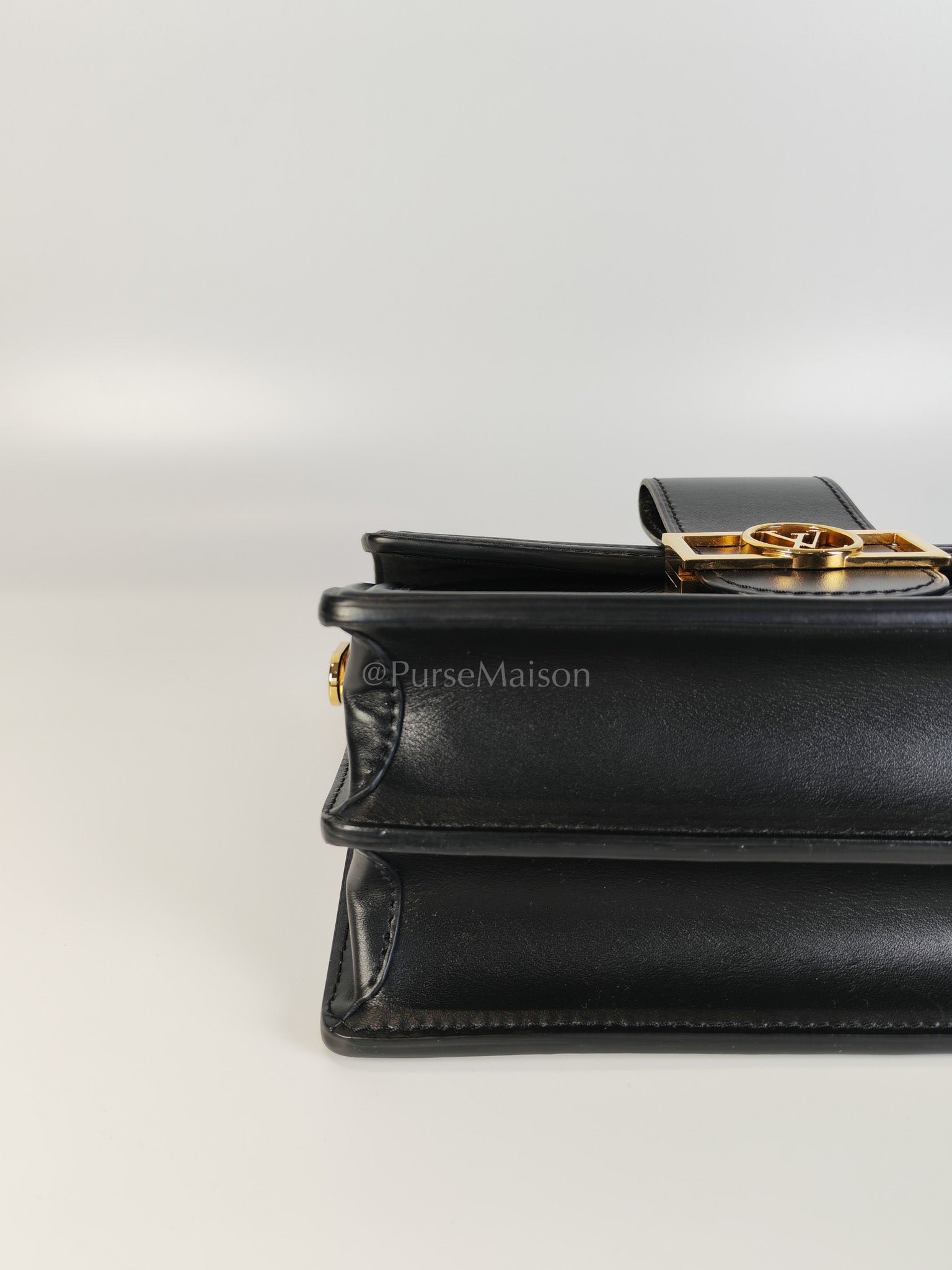Dauphine MM in Black Epi Leather Shoulder Bag (Microchip) | Purse Maison Luxury Bags Shop