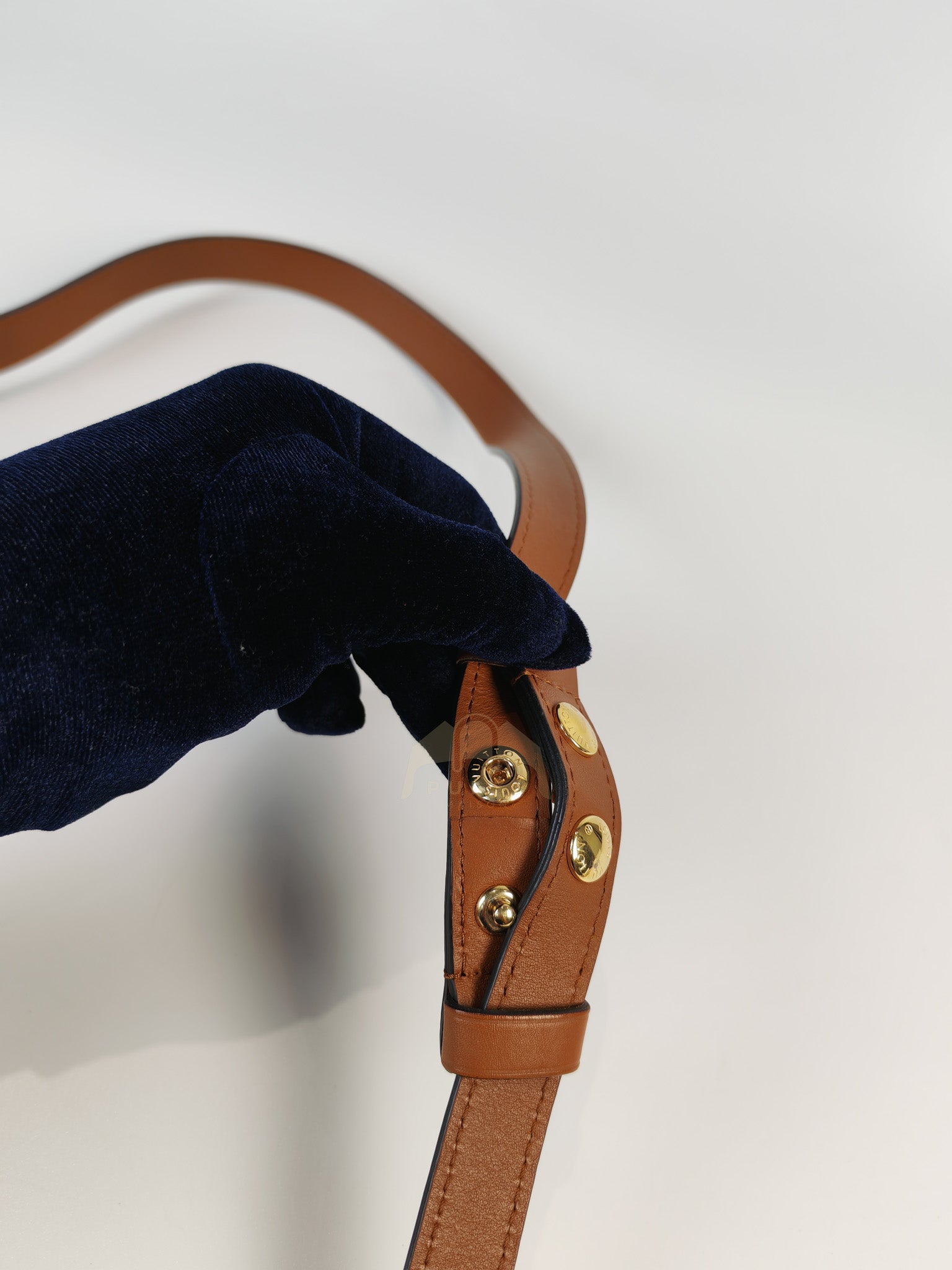 Dauphine MM in Reverse Monogram Canvas (Date code: FL2149) | Purse Maison Luxury Bags Shop