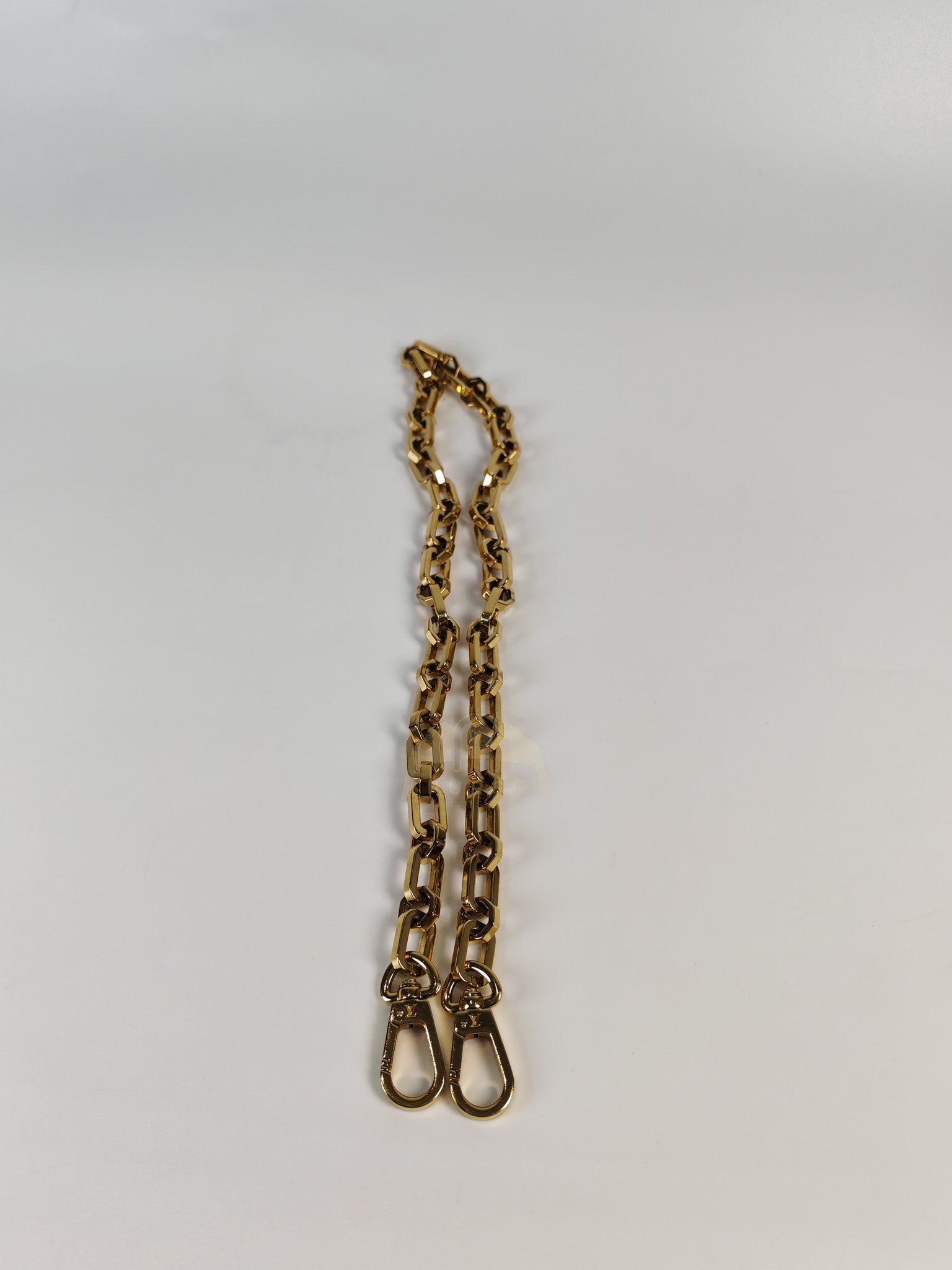 Dauphine MM in Reverse Monogram Canvas (Date code: FL2149) | Purse Maison Luxury Bags Shop