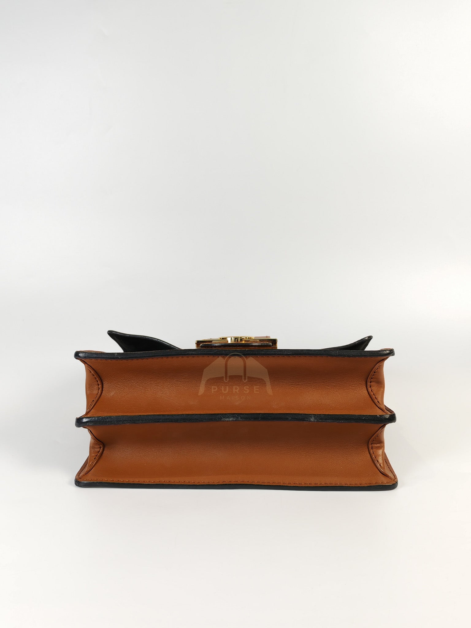 Dauphine MM in Reverse Monogram Canvas (Date code: FL2149) | Purse Maison Luxury Bags Shop