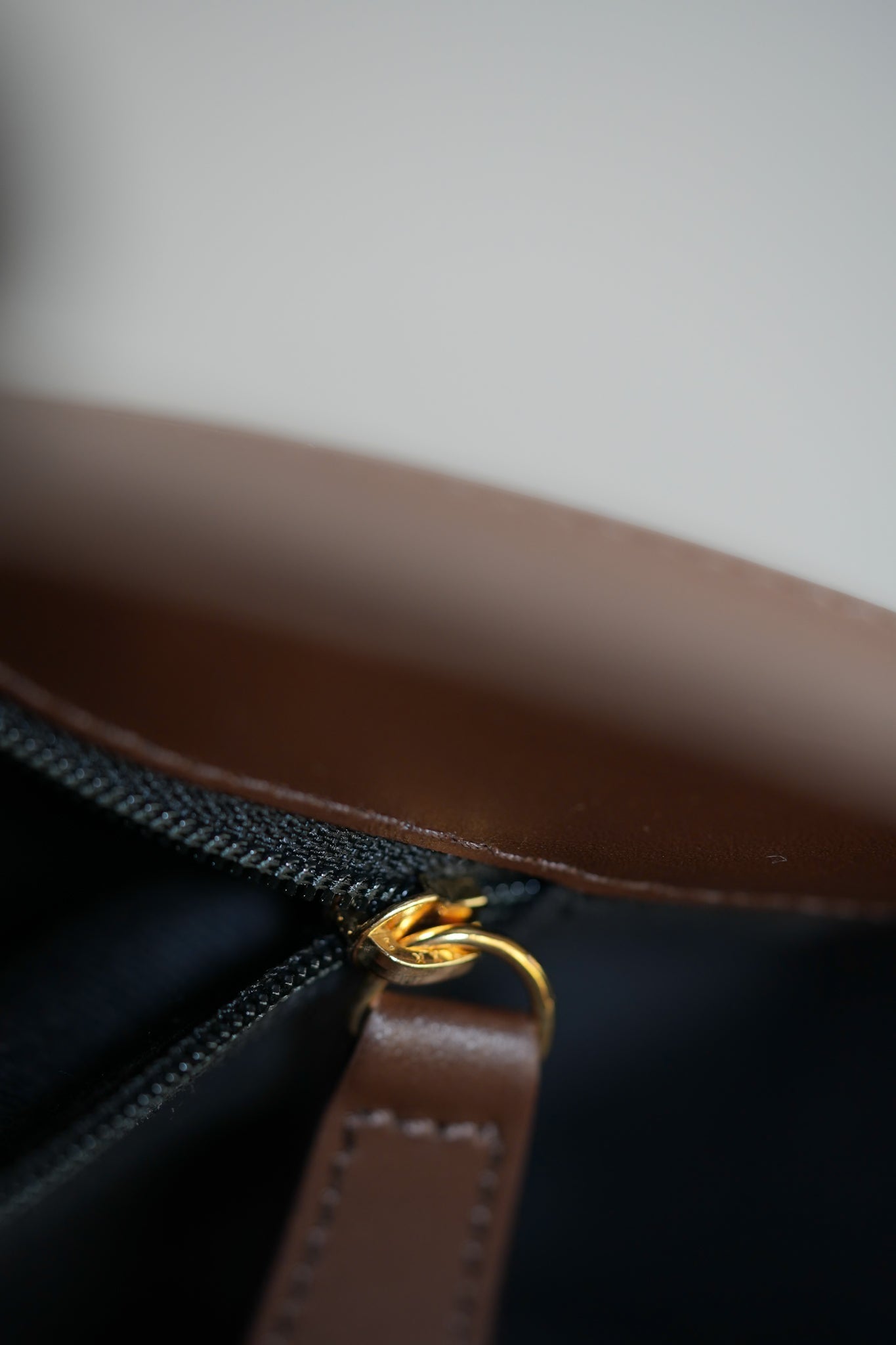 Demellier Bergen Top Handle Bag in Brown | Purse Maison Luxury Bags Shop