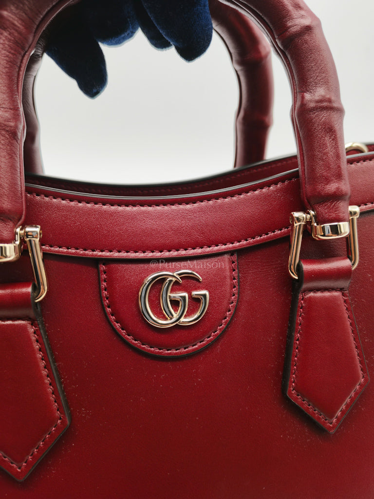 Diana Medium in Burgundy Smooth Calfskin Leather Crossbody Bag | Purse Maison Luxury Bags Shop