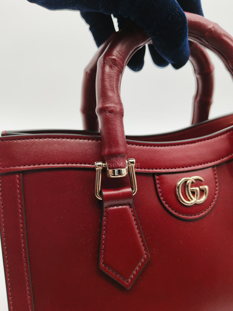 Diana Medium in Burgundy Smooth Calfskin Leather Crossbody Bag | Purse Maison Luxury Bags Shop