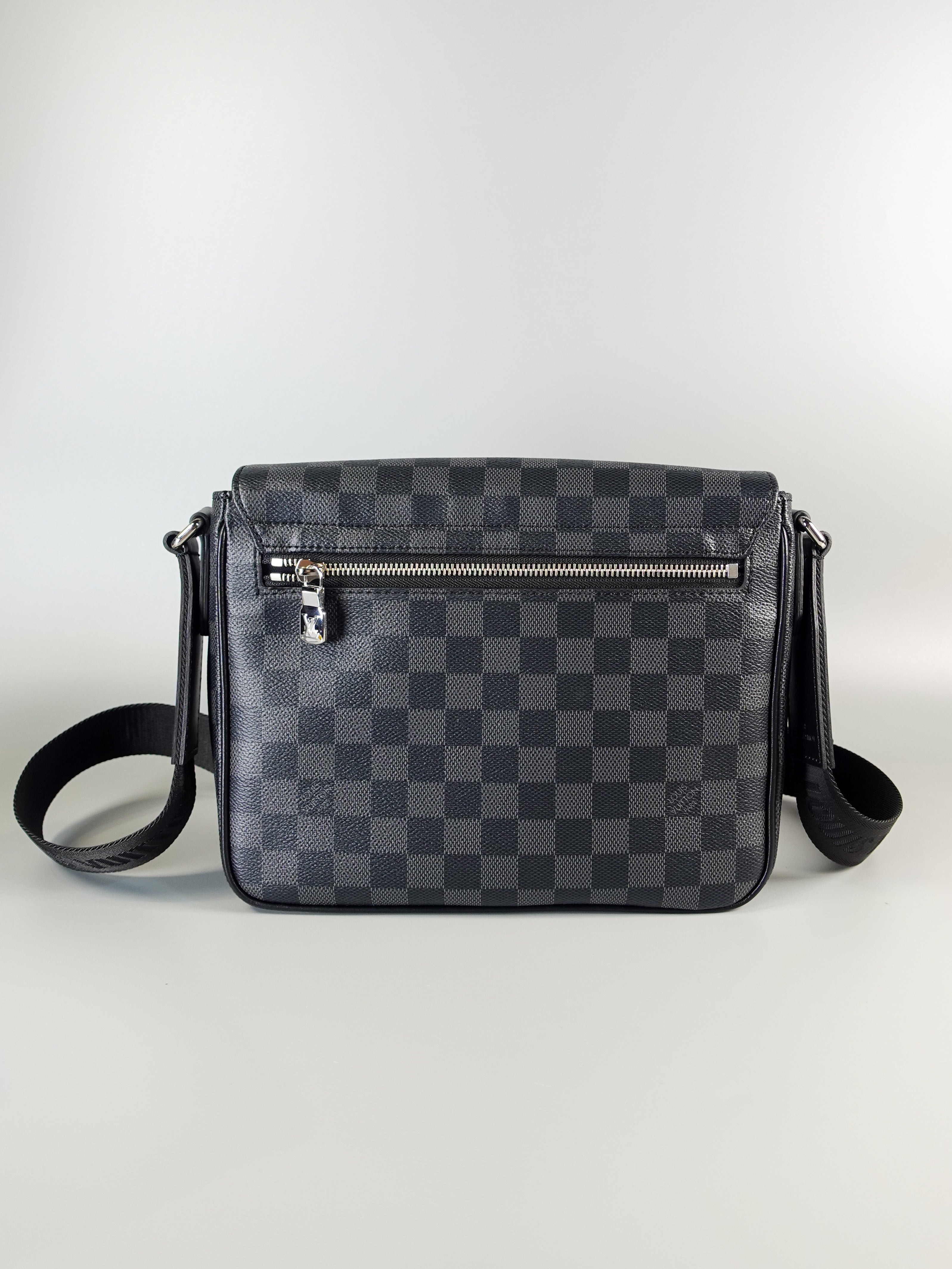 District PM in Damier Graphite Canvas (Microchip) | Purse Maison Luxury Bags Shop