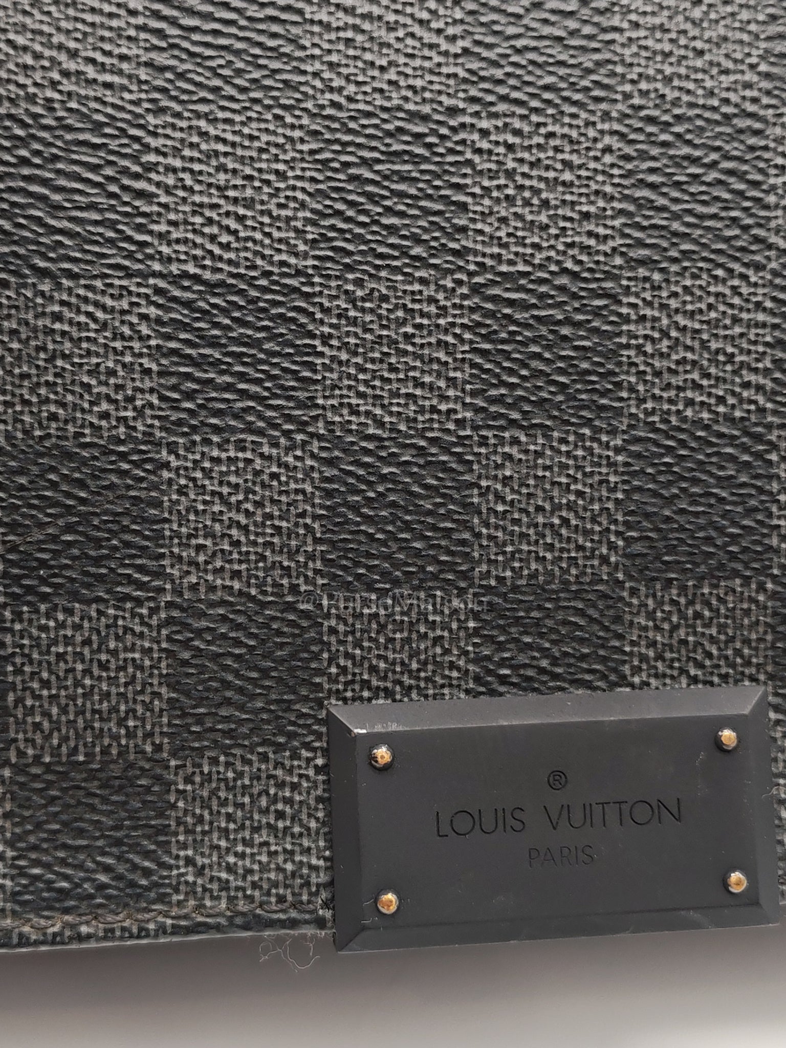 District PM Messenger Bag in Damier Graphite Canvas (Date Code: FL4105) | Purse Maison Luxury Bags Shop