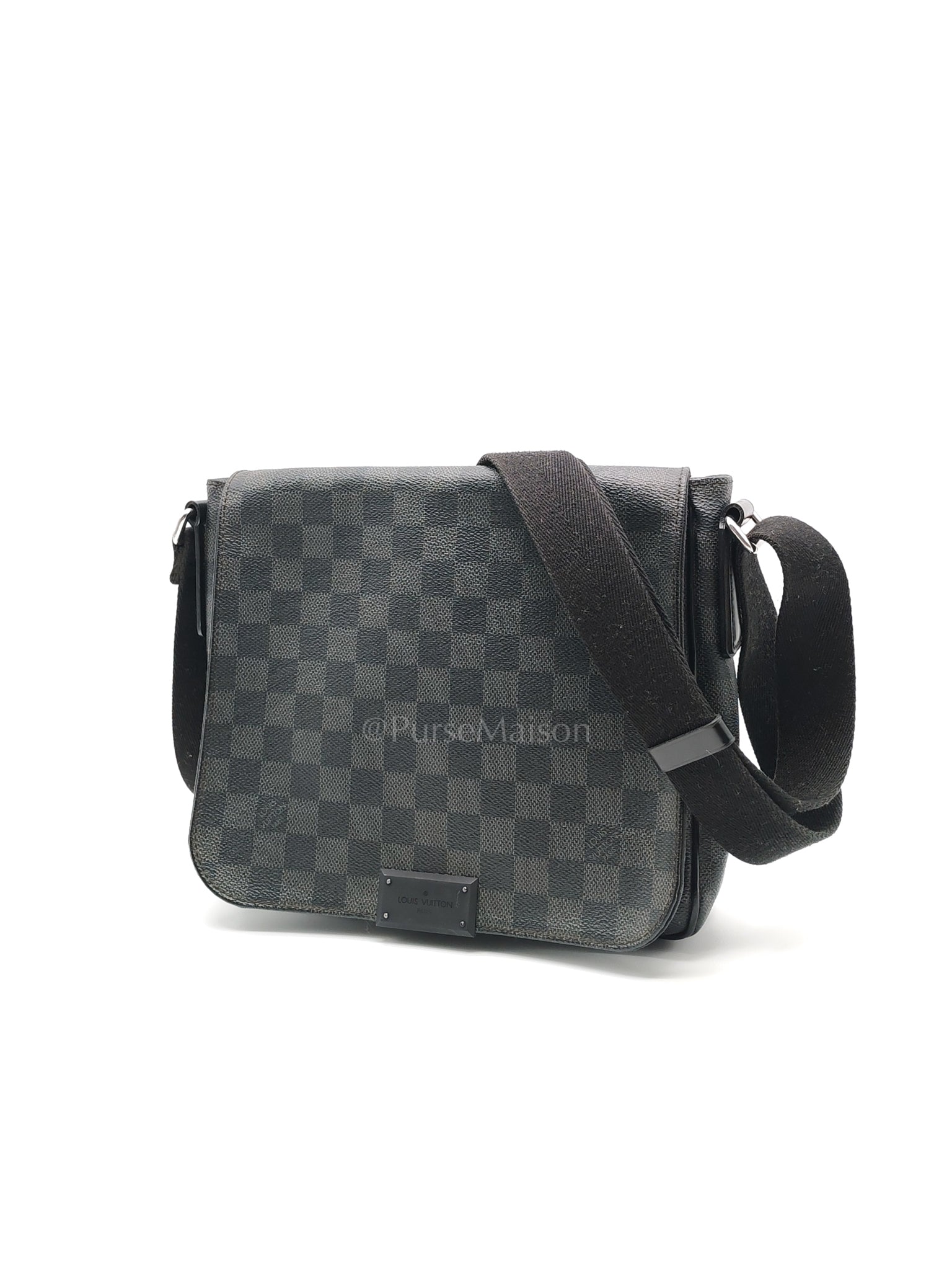 District PM Messenger Bag in Damier Graphite Canvas (Date Code: FL4105) | Purse Maison Luxury Bags Shop