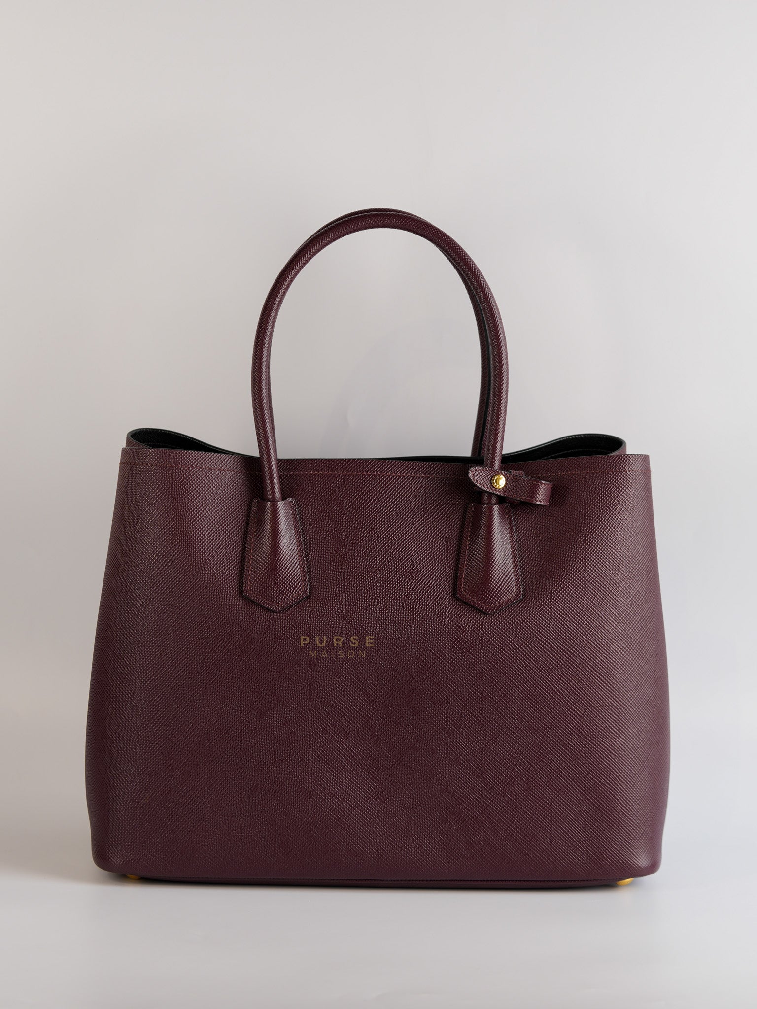 Double Handle Tote Medium in Maroon Saffiano Cuir Leather | Purse Maison Luxury Bags Shop