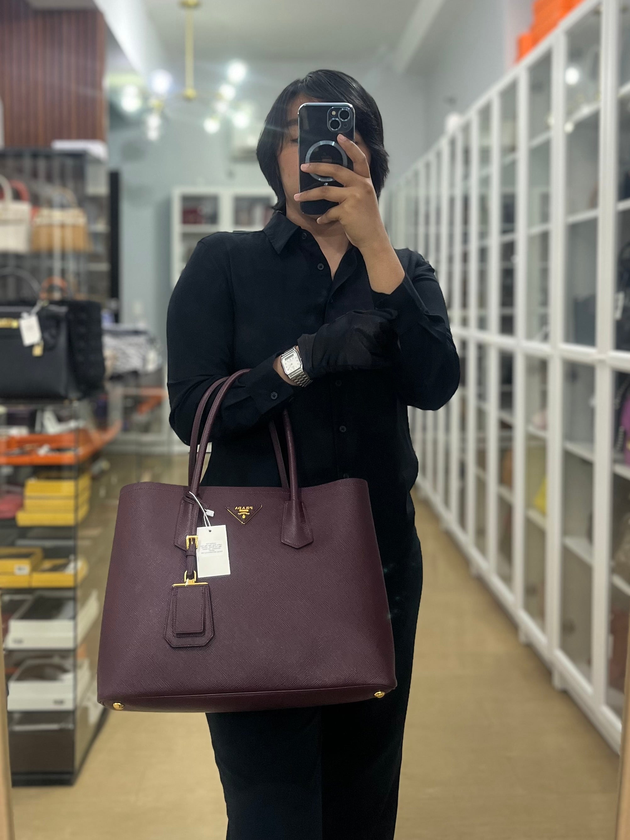 Double Handle Tote Medium in Maroon Saffiano Cuir Leather | Purse Maison Luxury Bags Shop