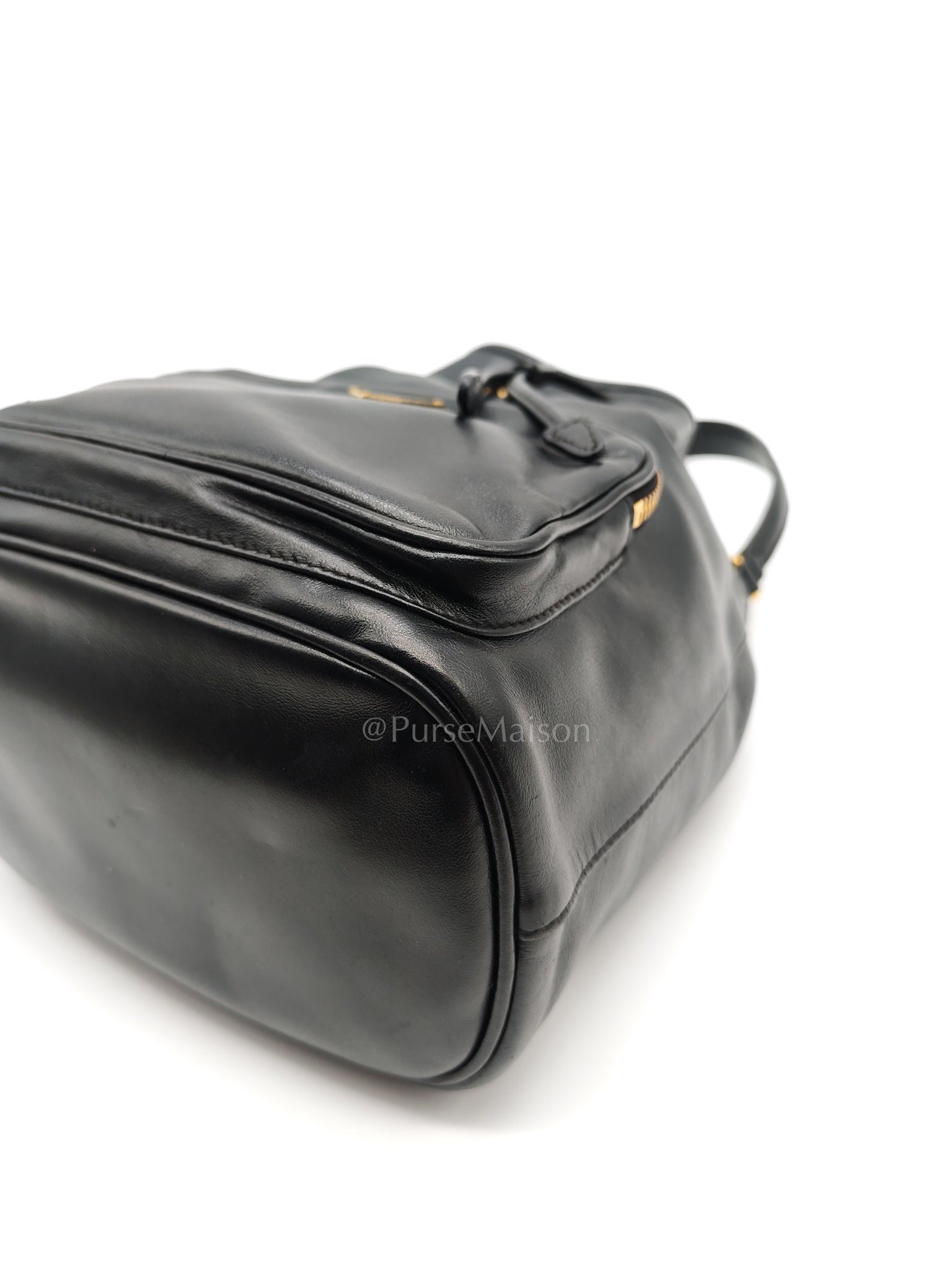 Duet Bucket Bag in Black Smooth Calfskin Leather Crossbody Bag | Purse Maison Luxury Bags Shop