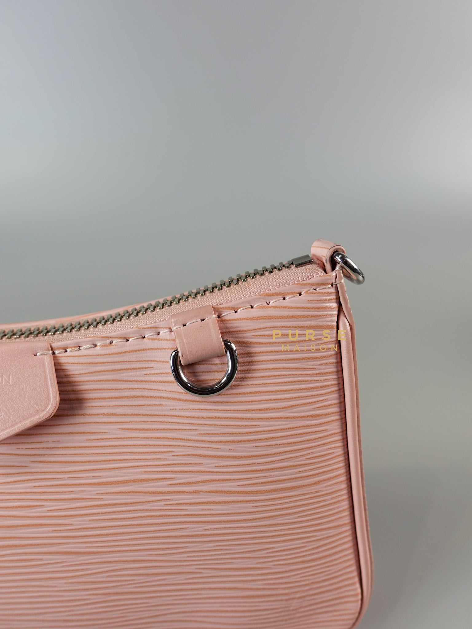 Easy Pochette in Pink Epi Leather (Microchip) | Purse Maison Luxury Bags Shop