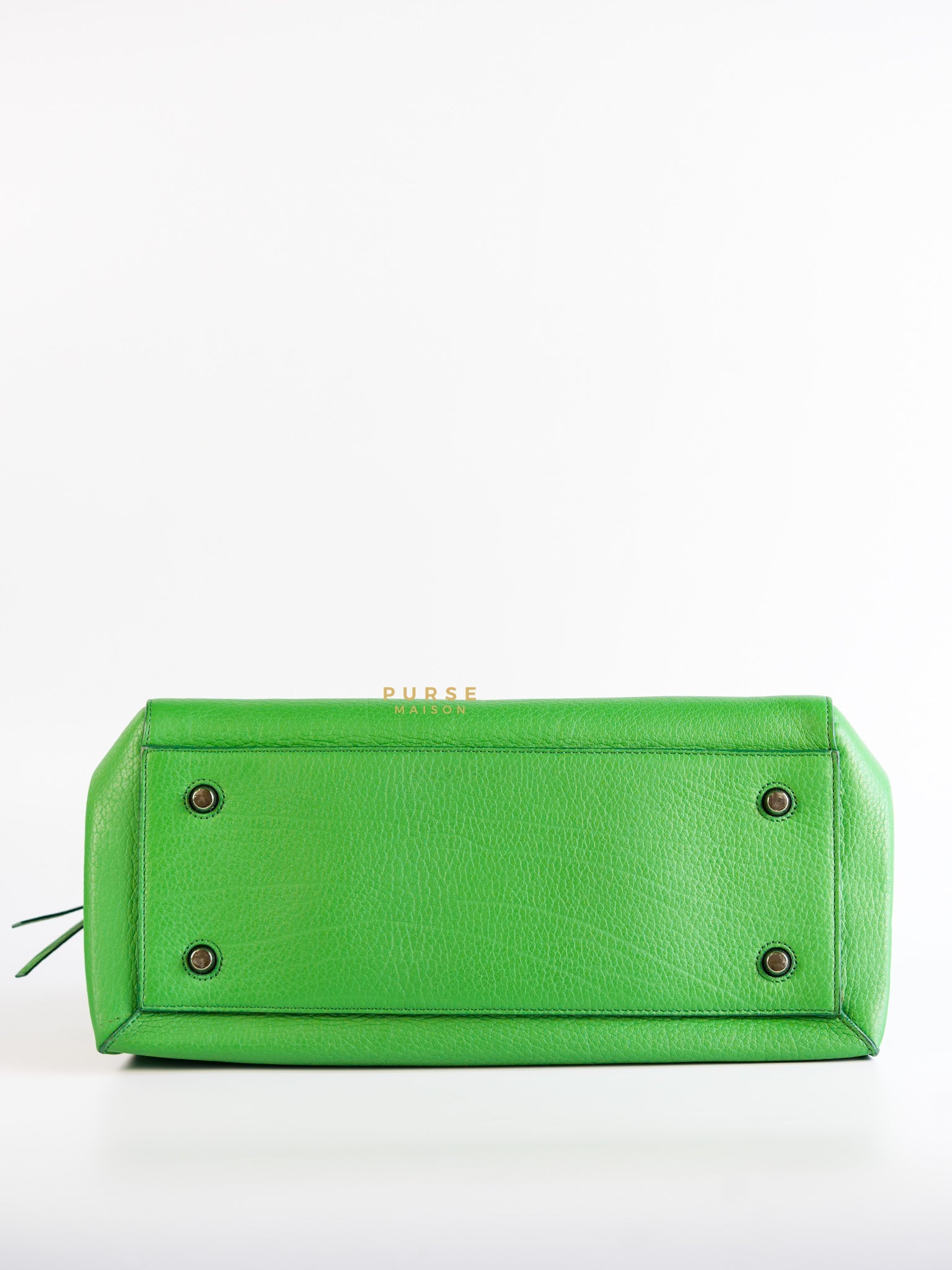 Edge Medium Hand Bag in Green Leather | Purse Maison Luxury Bags Shop