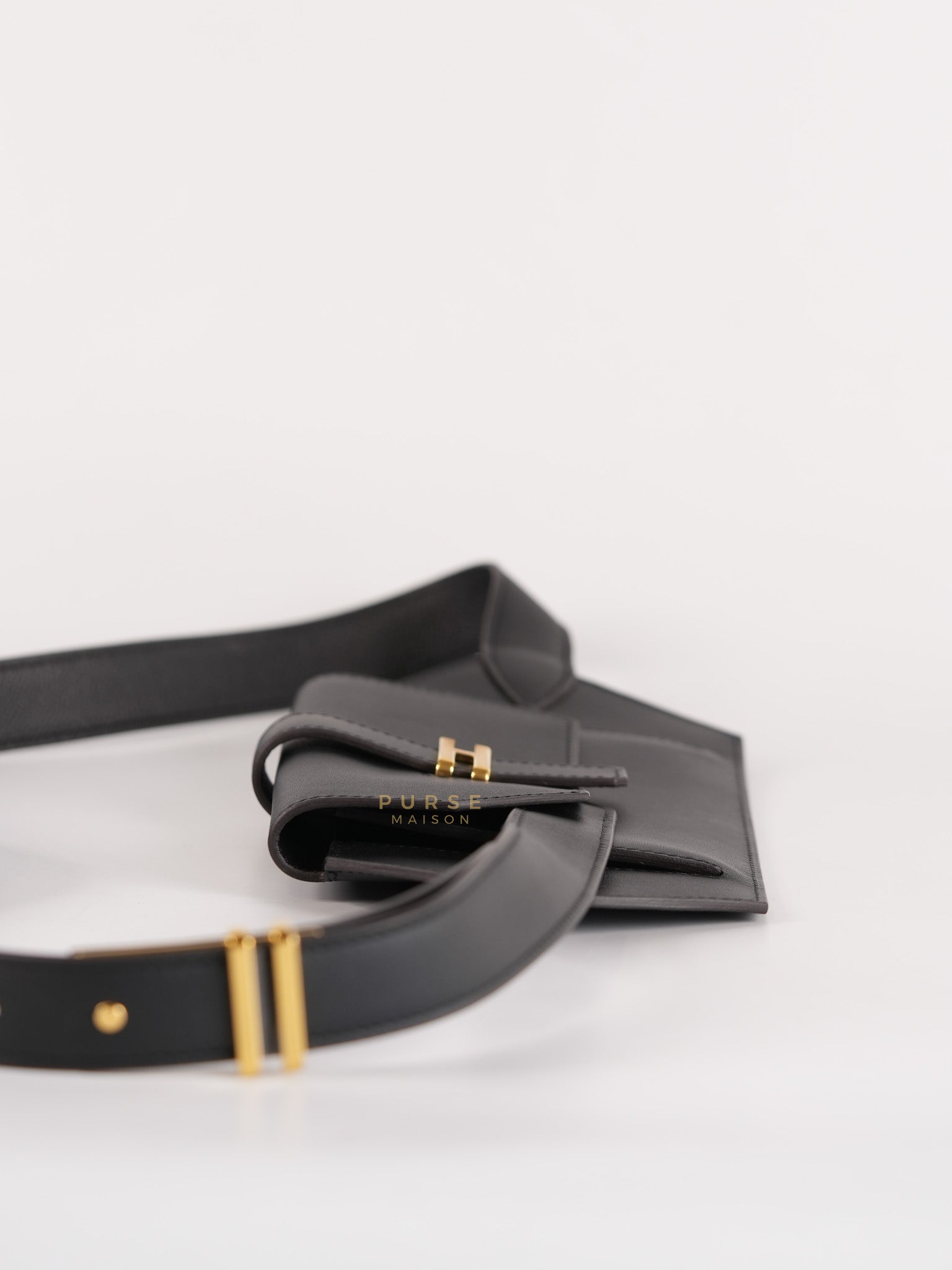 Elan Pocket 24 Belt Bag in Noir Swift Calfskin Leather & Gold Hardware Stamp W(2024) | Purse Maison Luxury Bags Shop