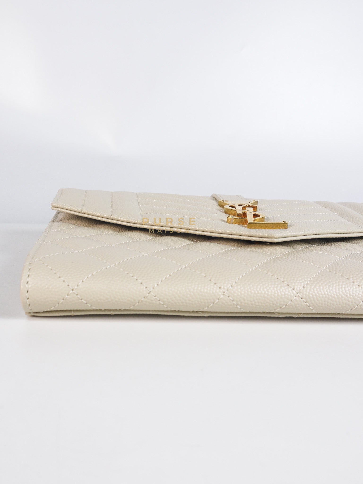 Envelope Flap Pouch in White Mix Matelassé Grain De Poudre Leather & Gold Hardware | Purse Maison Luxury Bags Shop