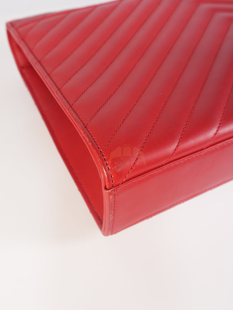 Envelope Large in Red Smooth Chevron Leather and Gold Hardware Shoulder Bag | Purse Maison Luxury Bags Shop