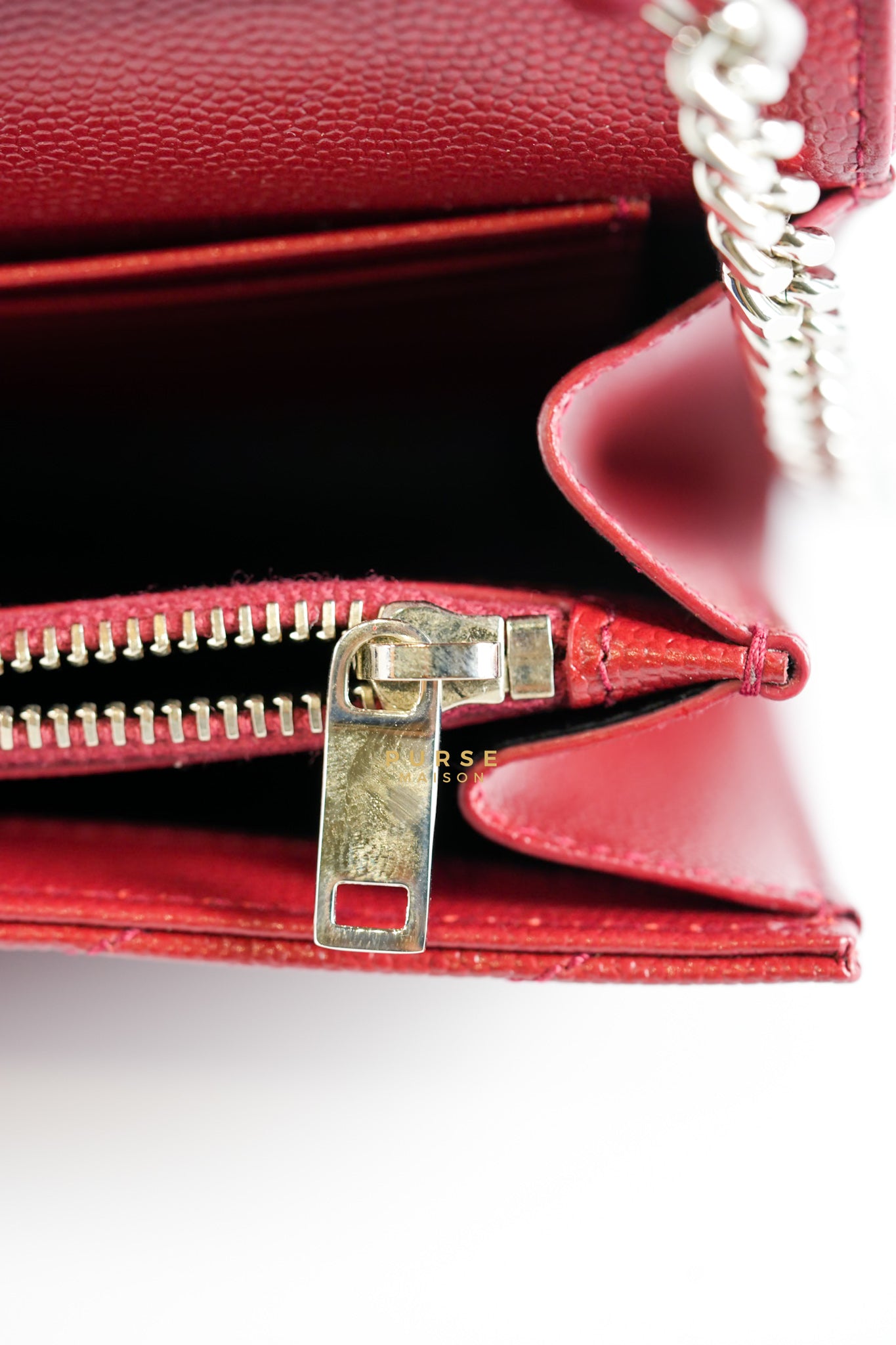 Envelope Wallet on Chain in Red | Purse Maison Luxury Bags Shop