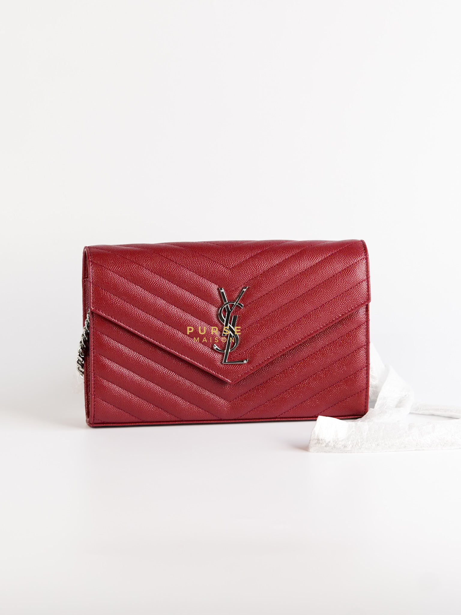 Envelope Wallet on Chain in Red | Purse Maison Luxury Bags Shop