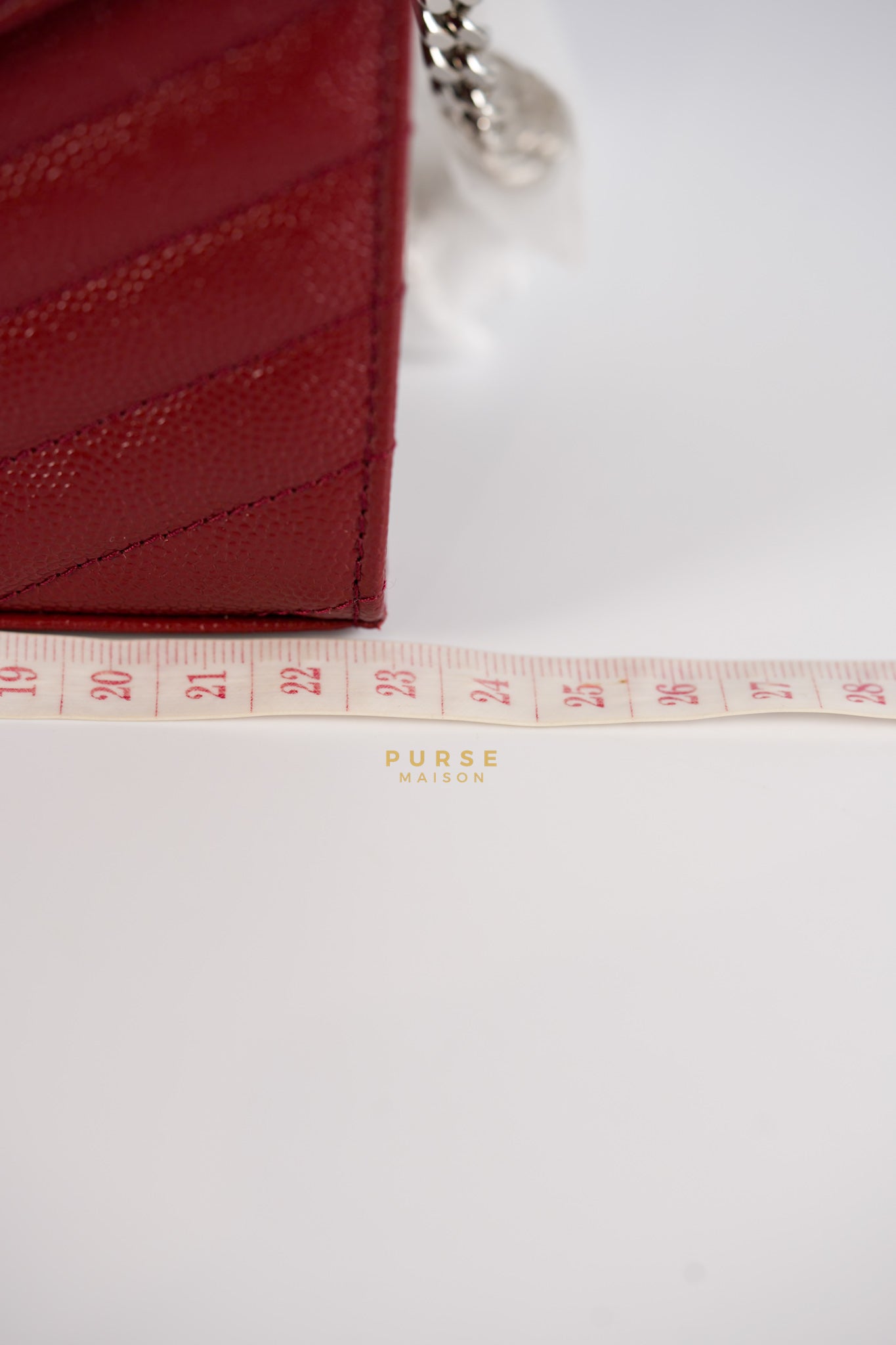 Envelope Wallet on Chain in Red | Purse Maison Luxury Bags Shop