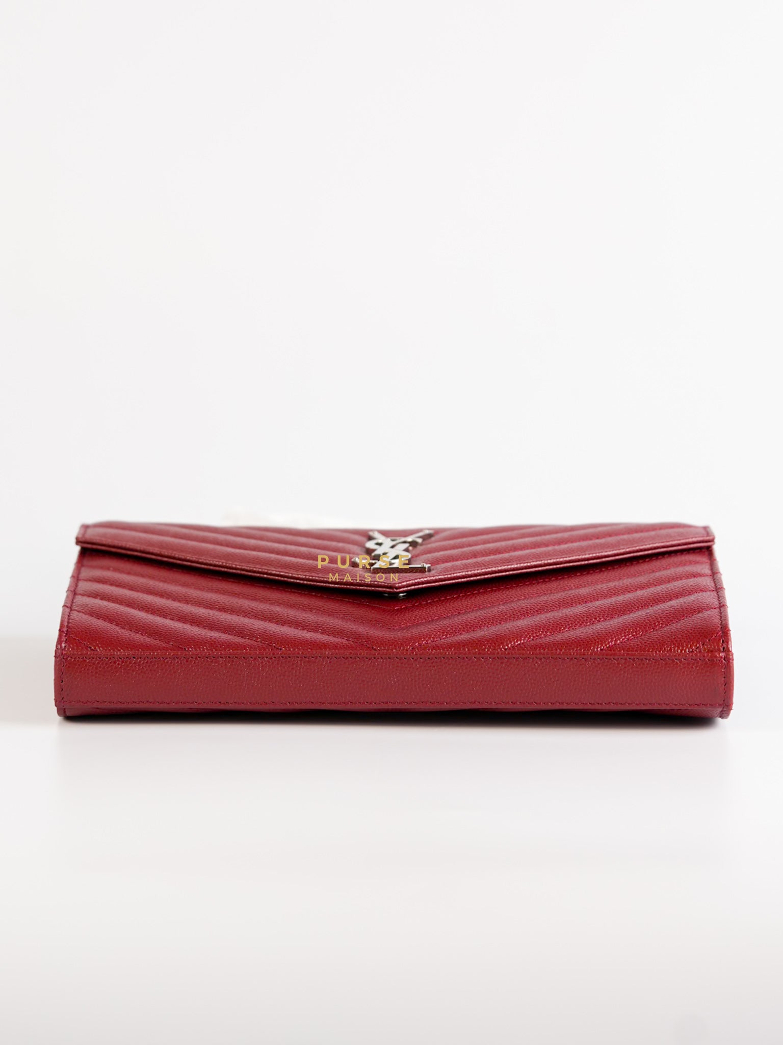 Envelope Wallet on Chain in Red | Purse Maison Luxury Bags Shop