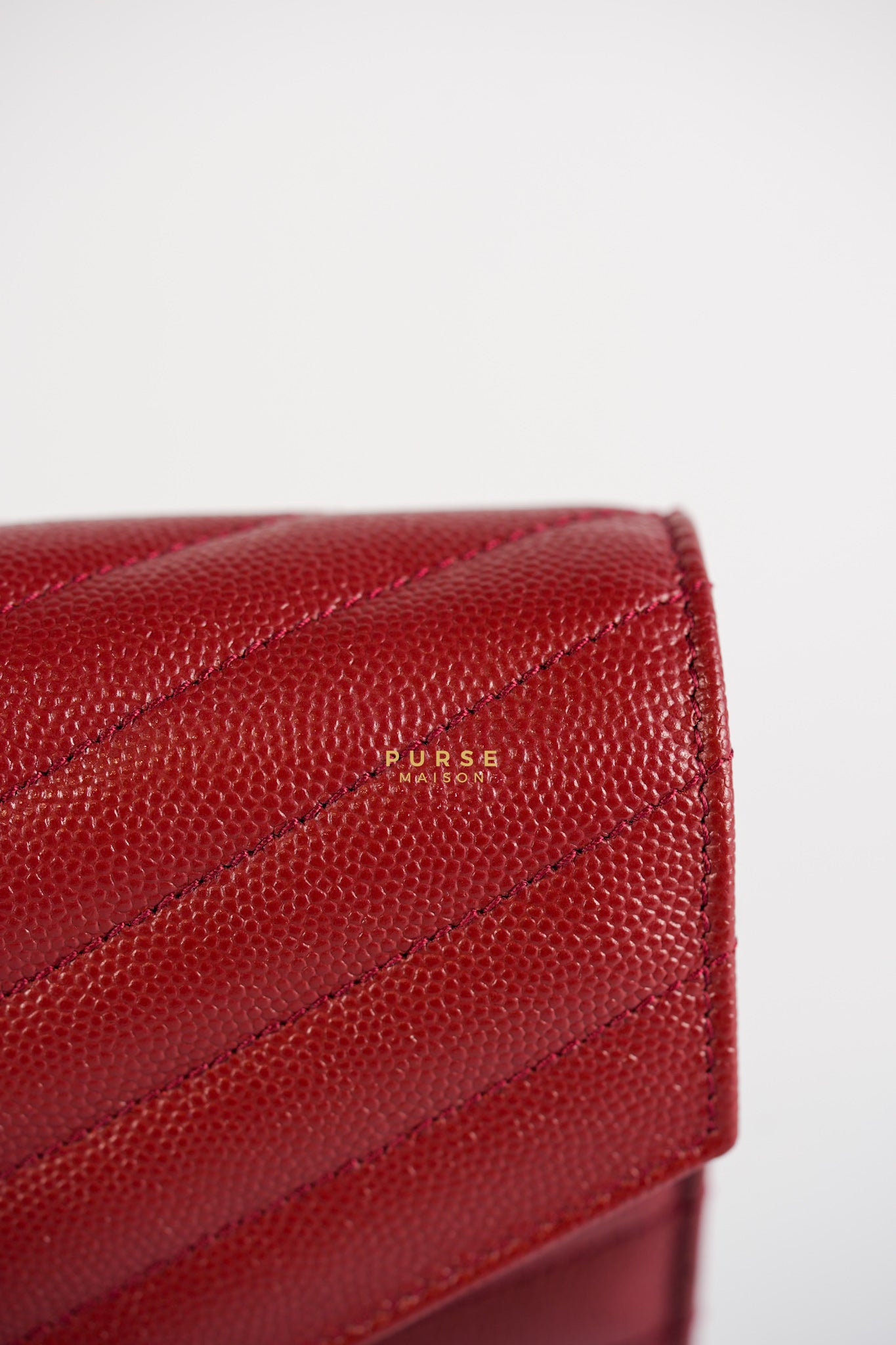 Envelope Wallet on Chain in Red | Purse Maison Luxury Bags Shop