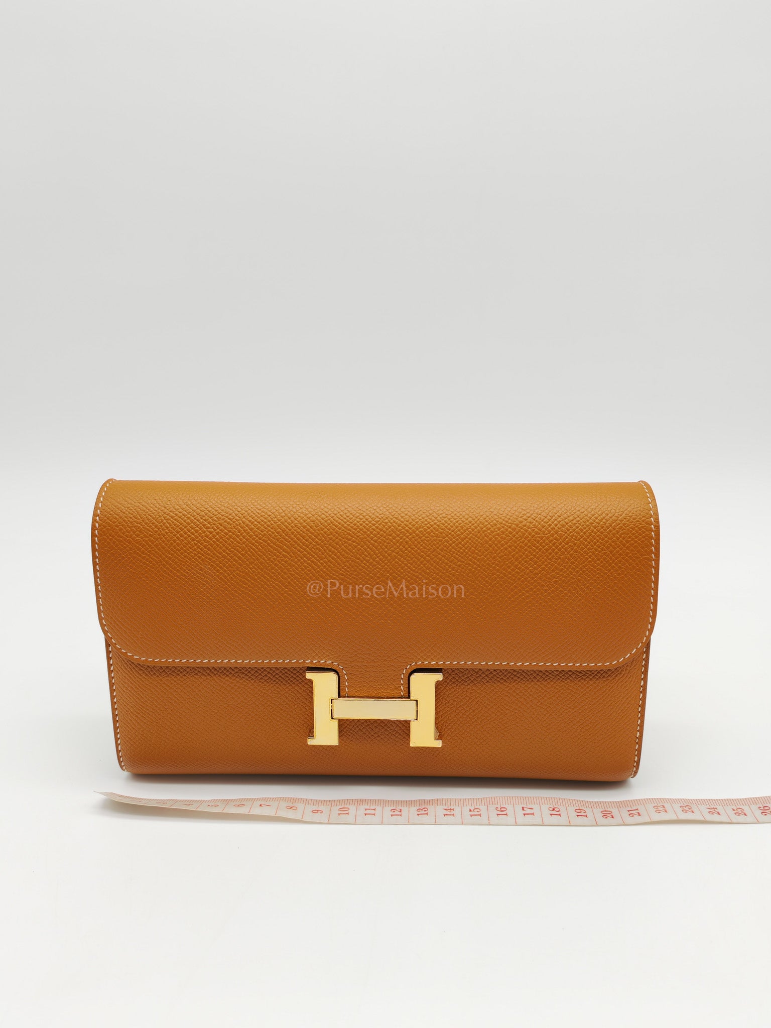 Constance To Go in Toffee Epsom Leather & Gold Hardware Stamp D (2019)