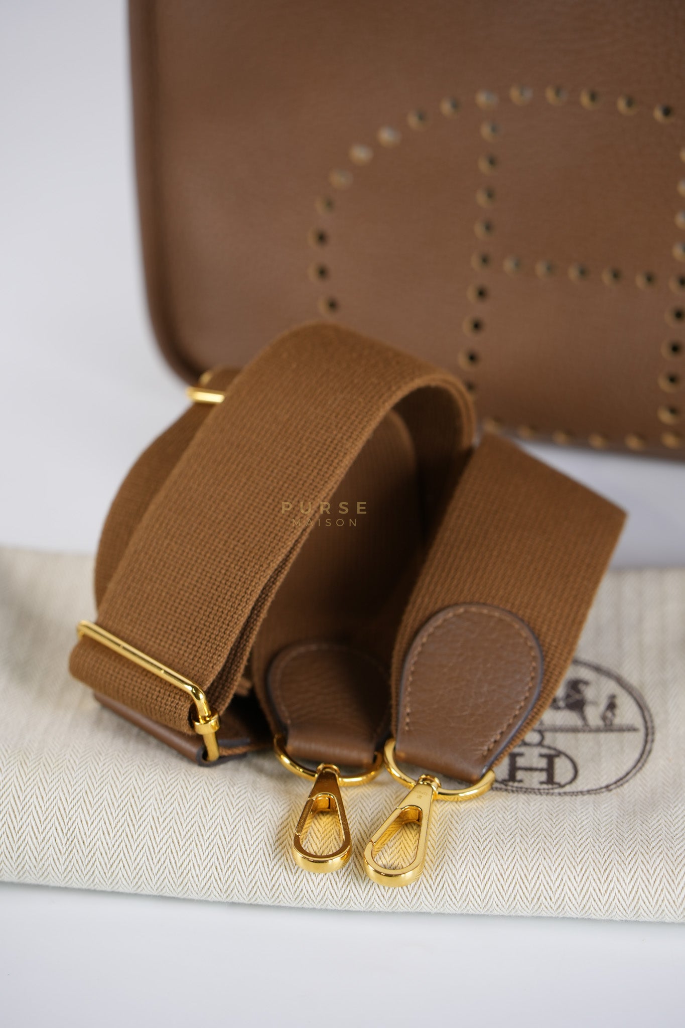 Evelyn PM Beige de Weimar in Clemence Leather and Gold Hardware Stamp Z (2021) | Purse Maison Luxury Bags Shop