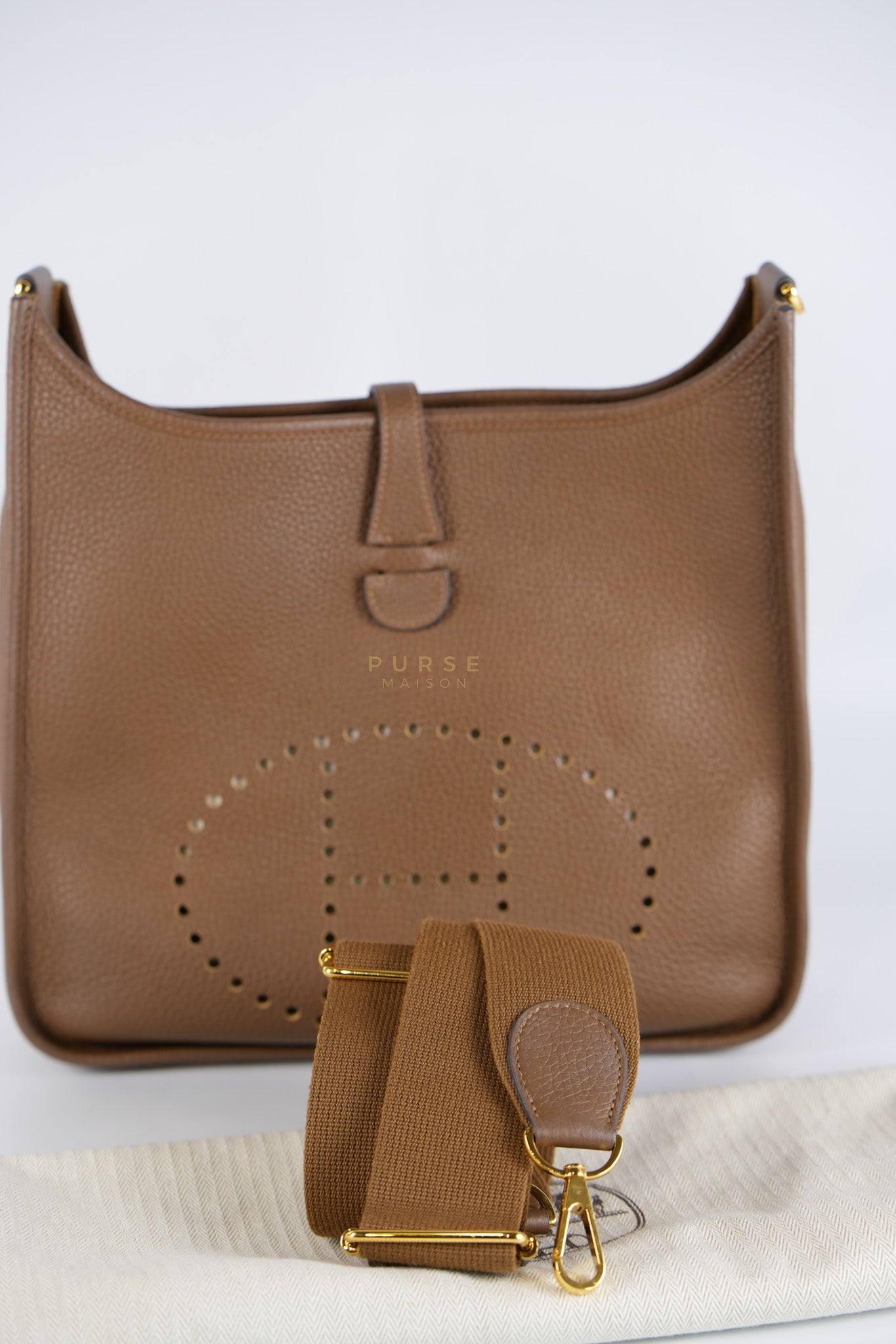 Evelyn PM Beige de Weimar in Clemence Leather and Gold Hardware Stamp Z (2021) | Purse Maison Luxury Bags Shop