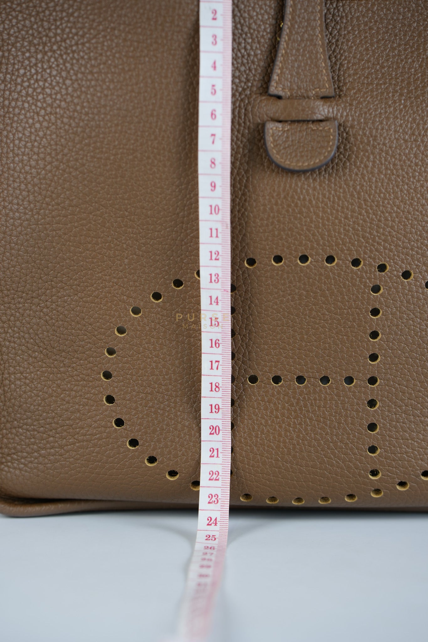 Evelyn PM Beige de Weimar in Clemence Leather and Gold Hardware Stamp Z (2021) | Purse Maison Luxury Bags Shop