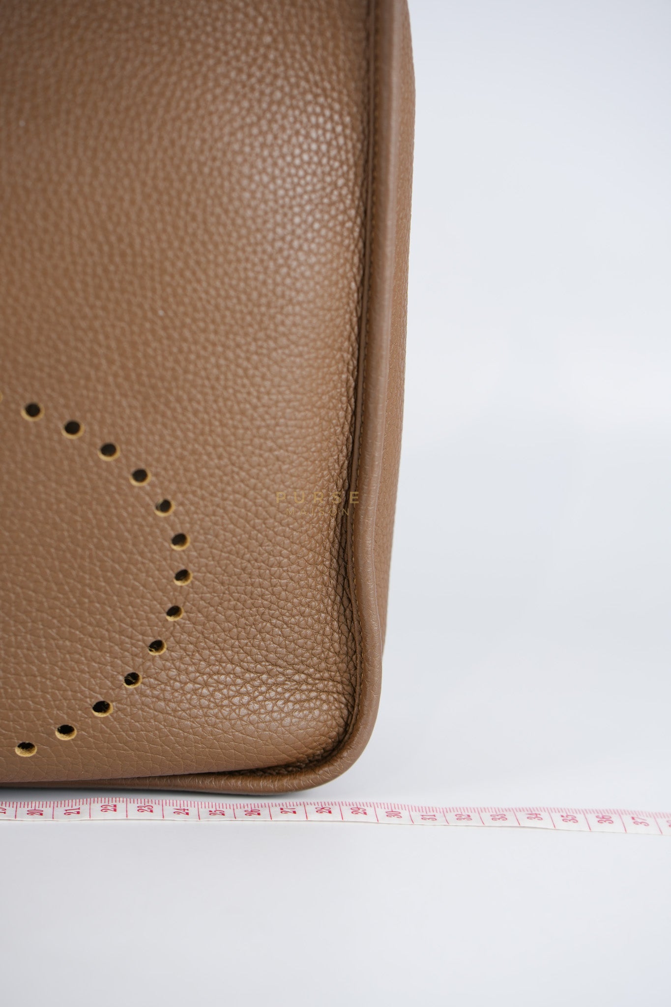 Evelyn PM Beige de Weimar in Clemence Leather and Gold Hardware Stamp Z (2021) | Purse Maison Luxury Bags Shop