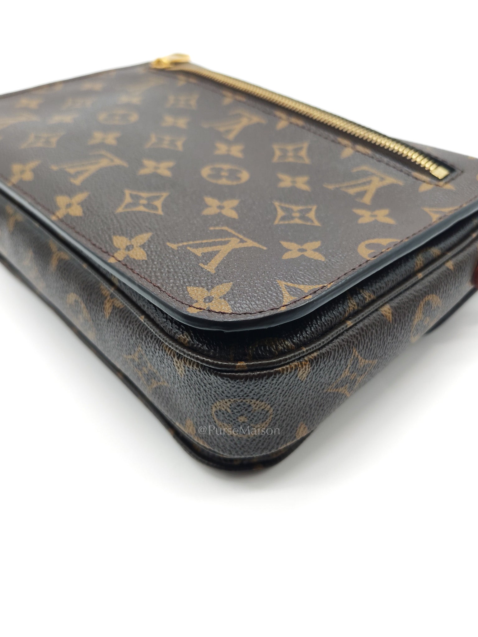 Pochette Metis in Monogram Canvas and Gold Hardware (Datecode: SR0138)