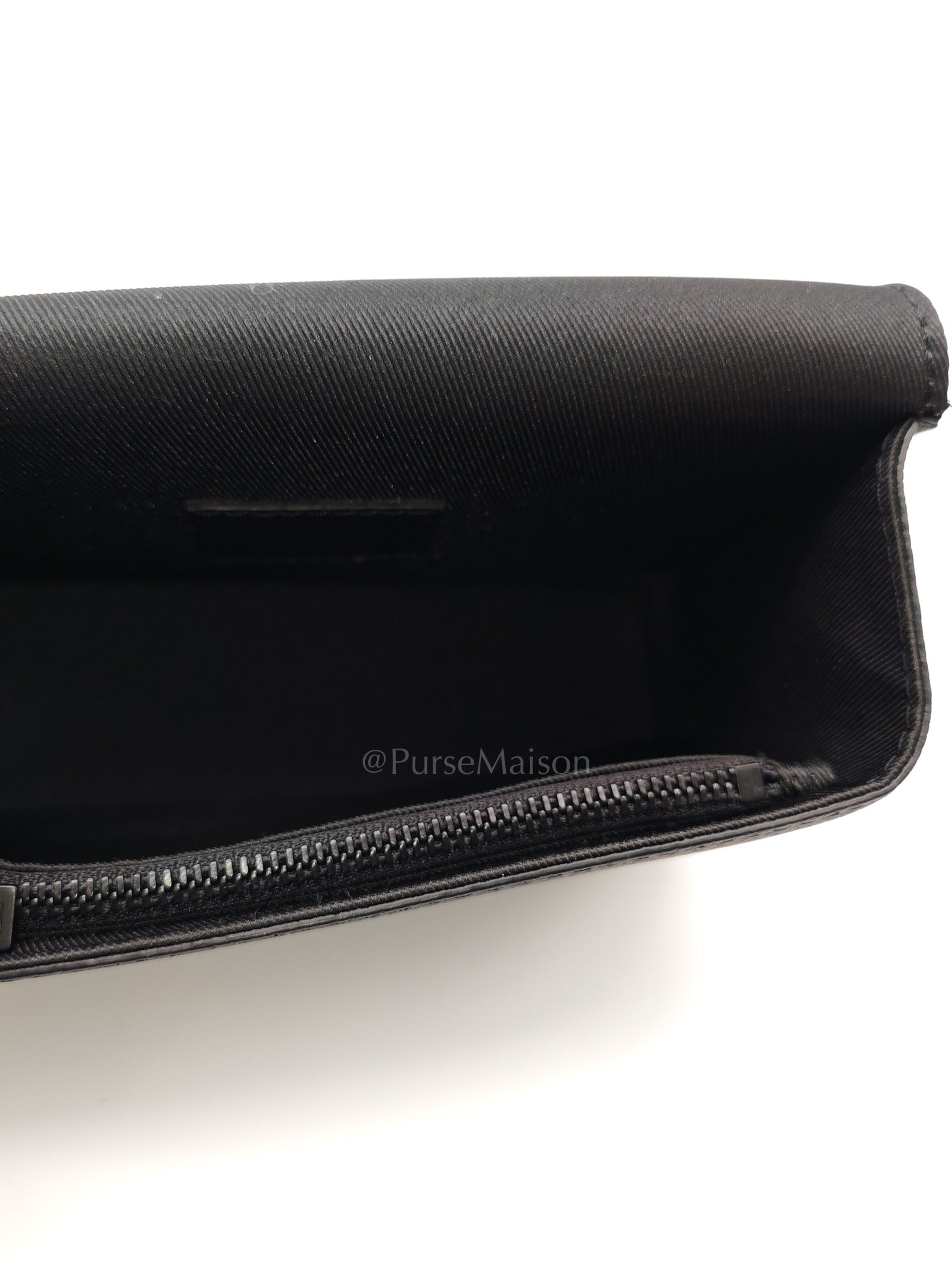 Fastline Wearable Wallet in Aerogram Leather Black | Purse Maison Luxury Bags Shop
