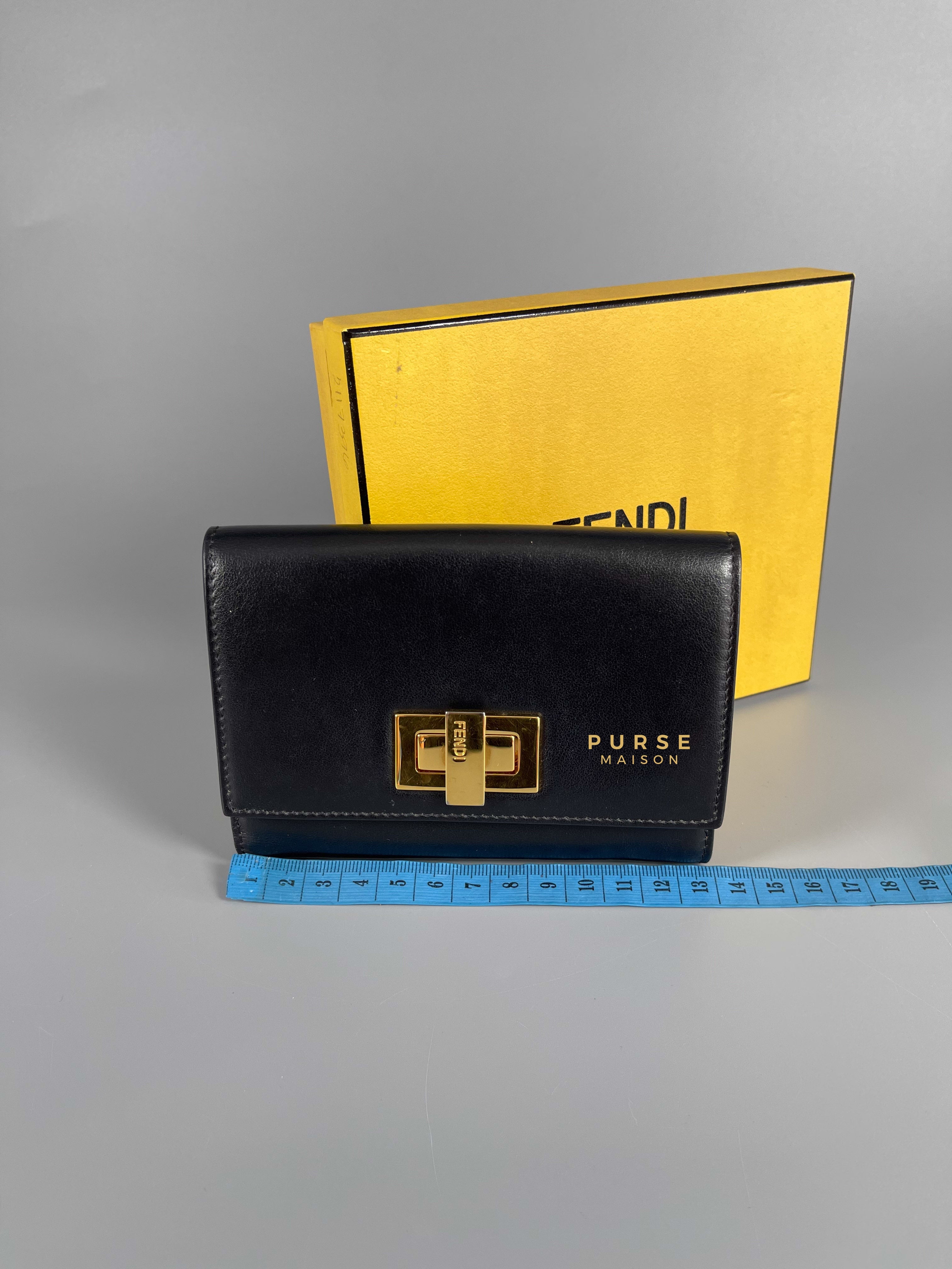 Fendi medium wallet hotsell