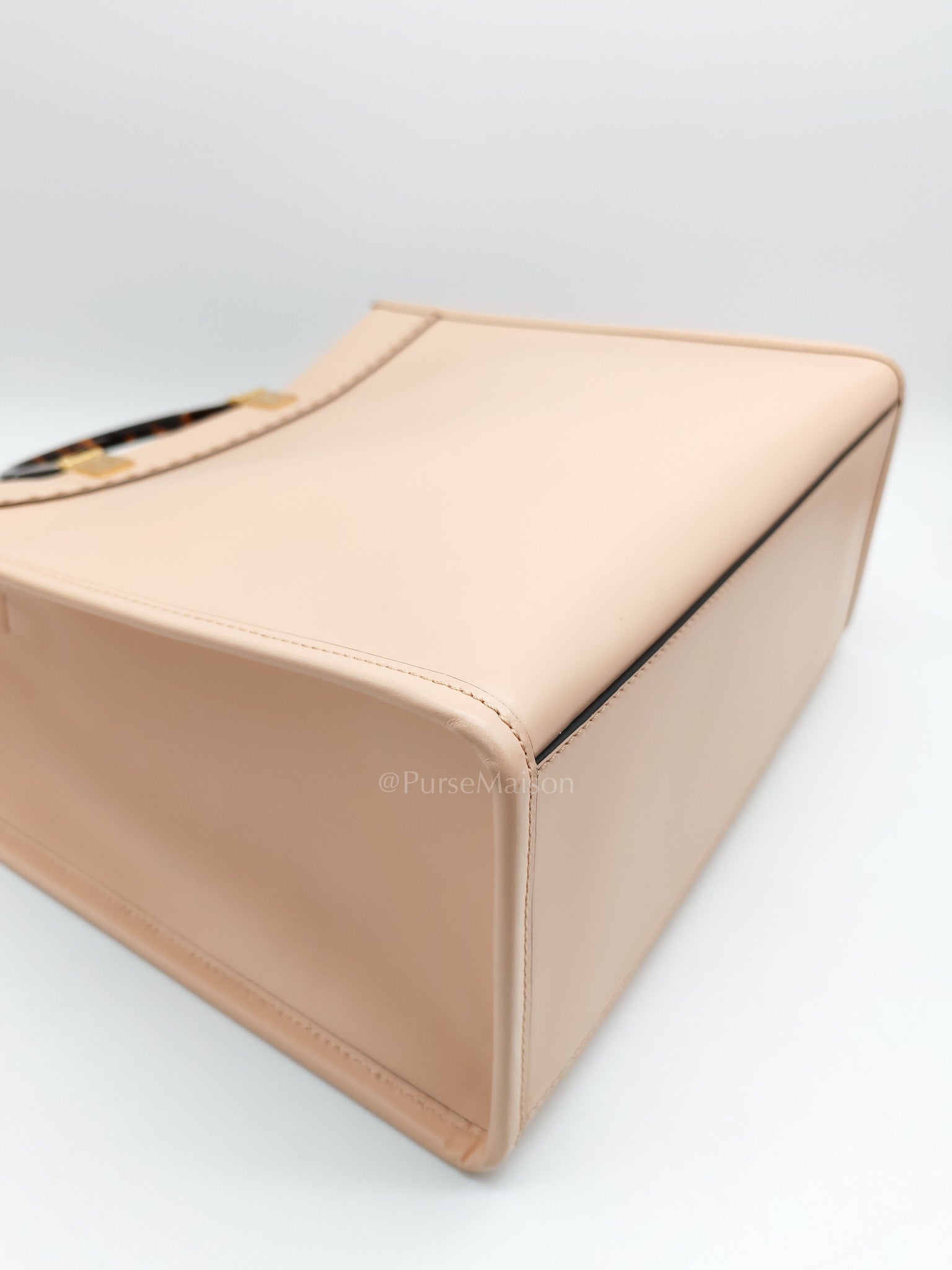 Fendi Sunshine Medium Tote Bag in Light Rose Shoulder Bag | Purse Maison Luxury Bags Shop